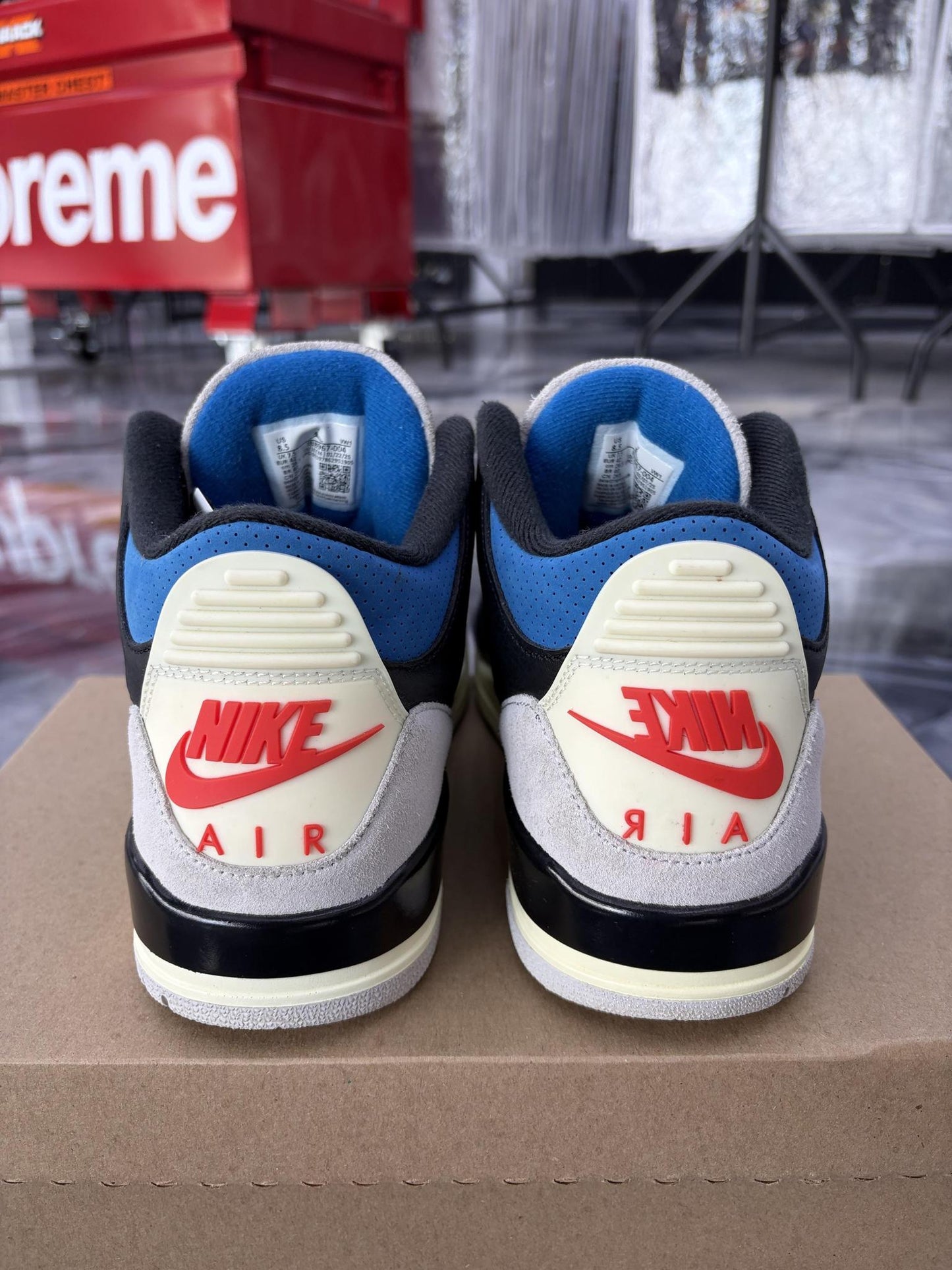 Jordan 3 "Rare Air" Used Size 8.5