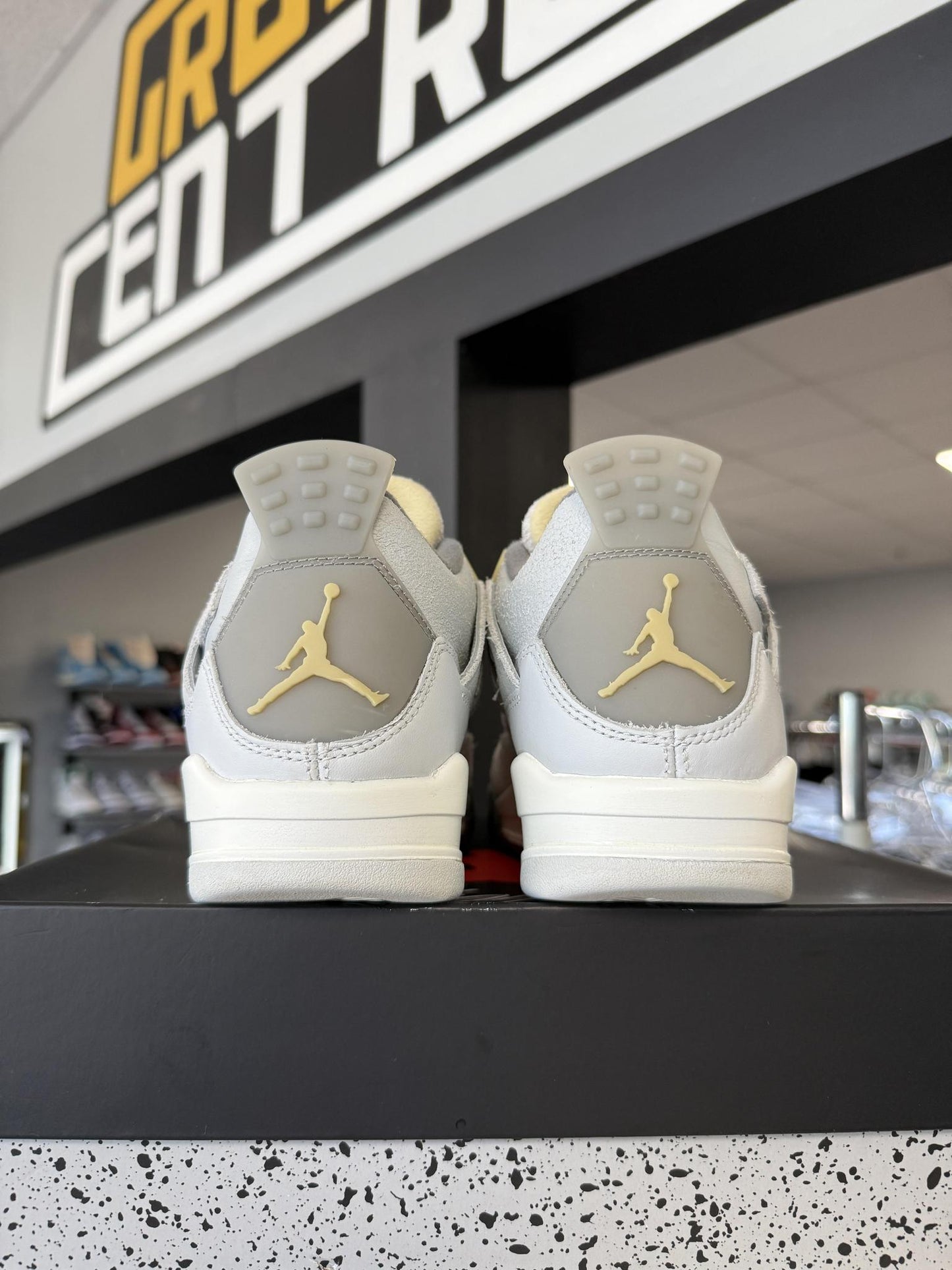 Jordan 4 "Craft" Used Size 6.5Y/8W