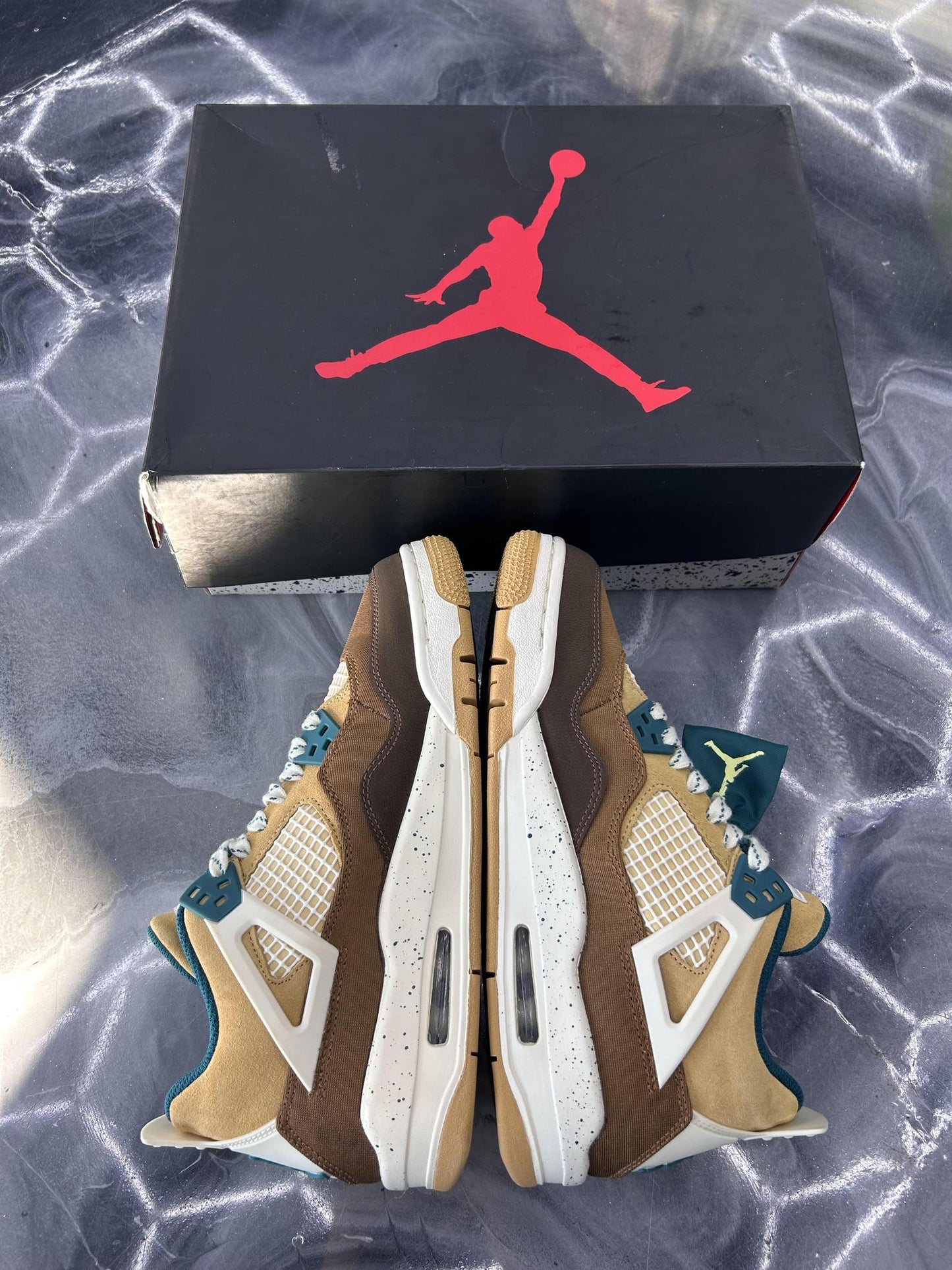 Jordan 4 "Cacao Wow" Used Size 7Y/8.5W