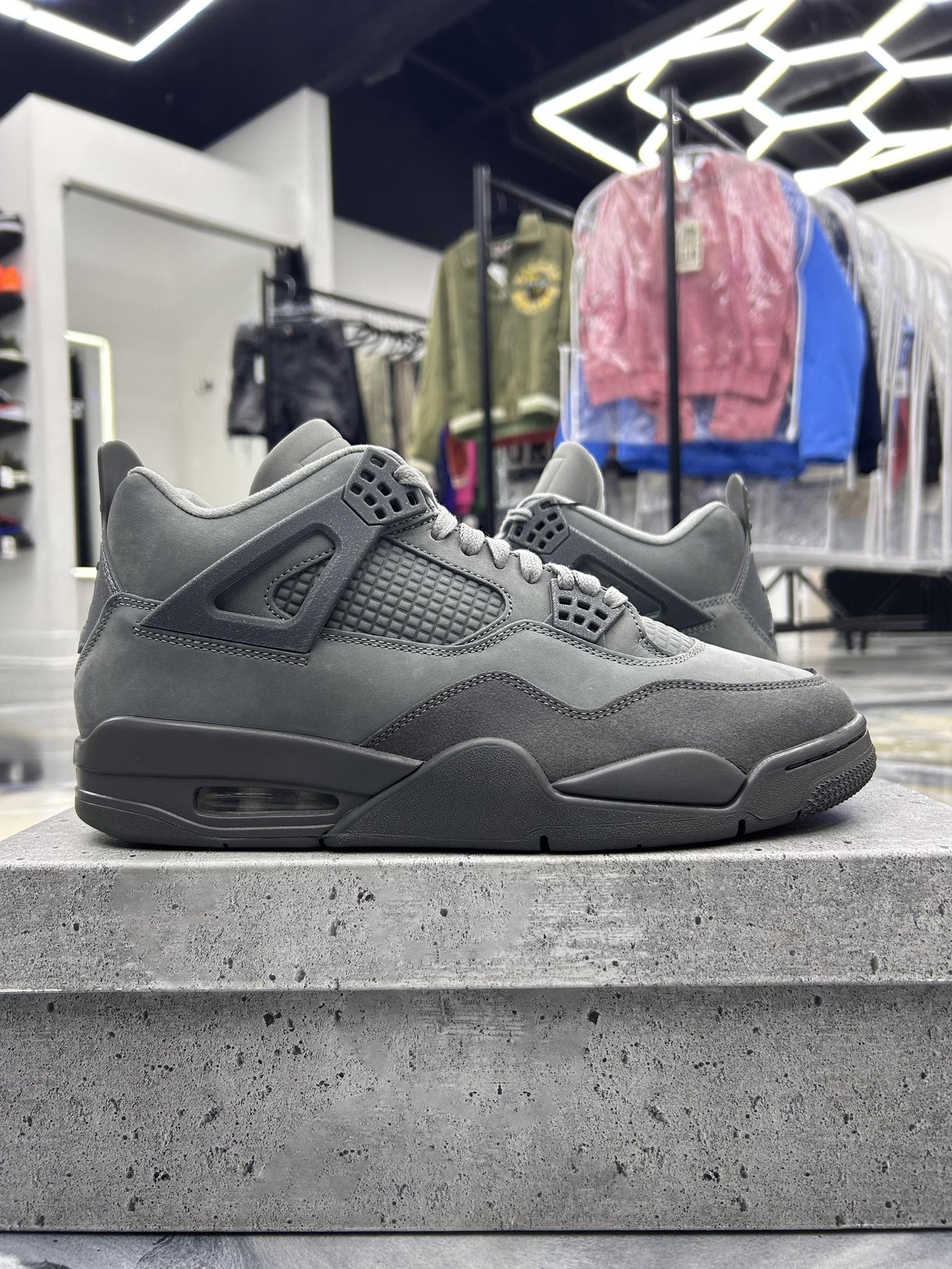 Jordan 4 "Wet Cement" Used Size 10.5
