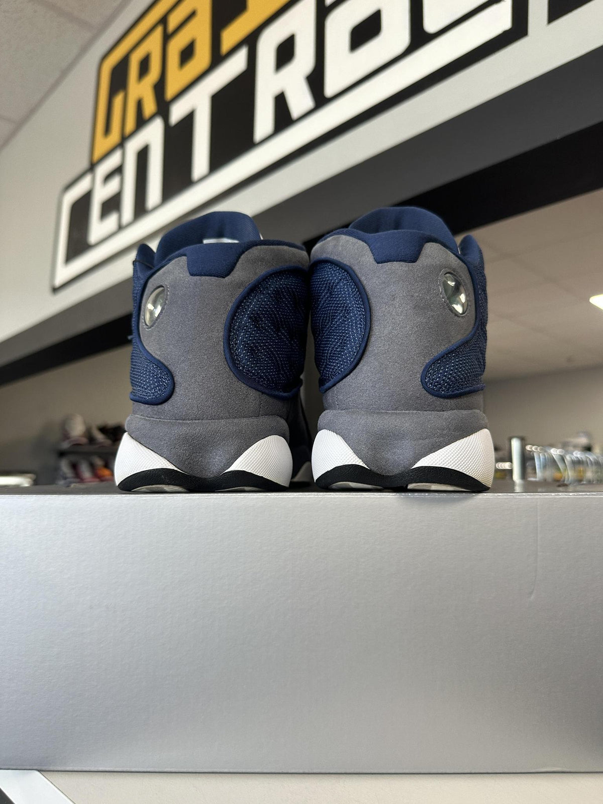 Jordan 13 "Flint (2026)" Used Size 12