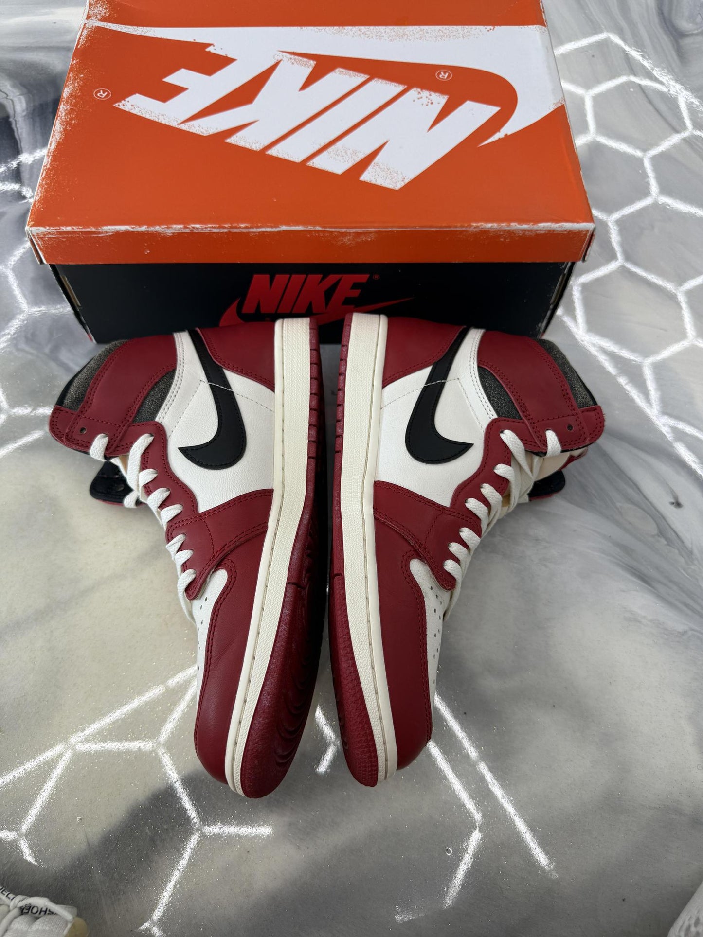 Jordan 1 Reimagined "Lost & Found/Chicago" Used Size 11.5