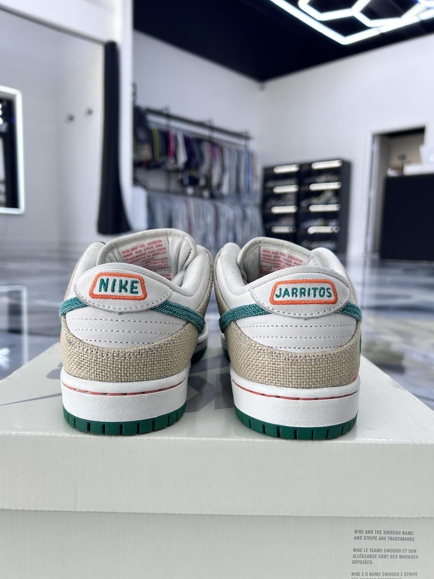 Nike Dunk Low "Jarritos" Used Size 6Y/7.5W