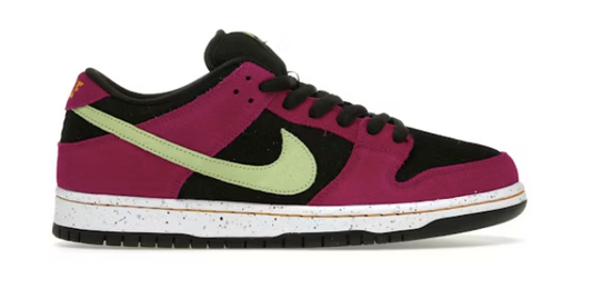 Nike SB Dunk Low ACG "Terra Red Plum"