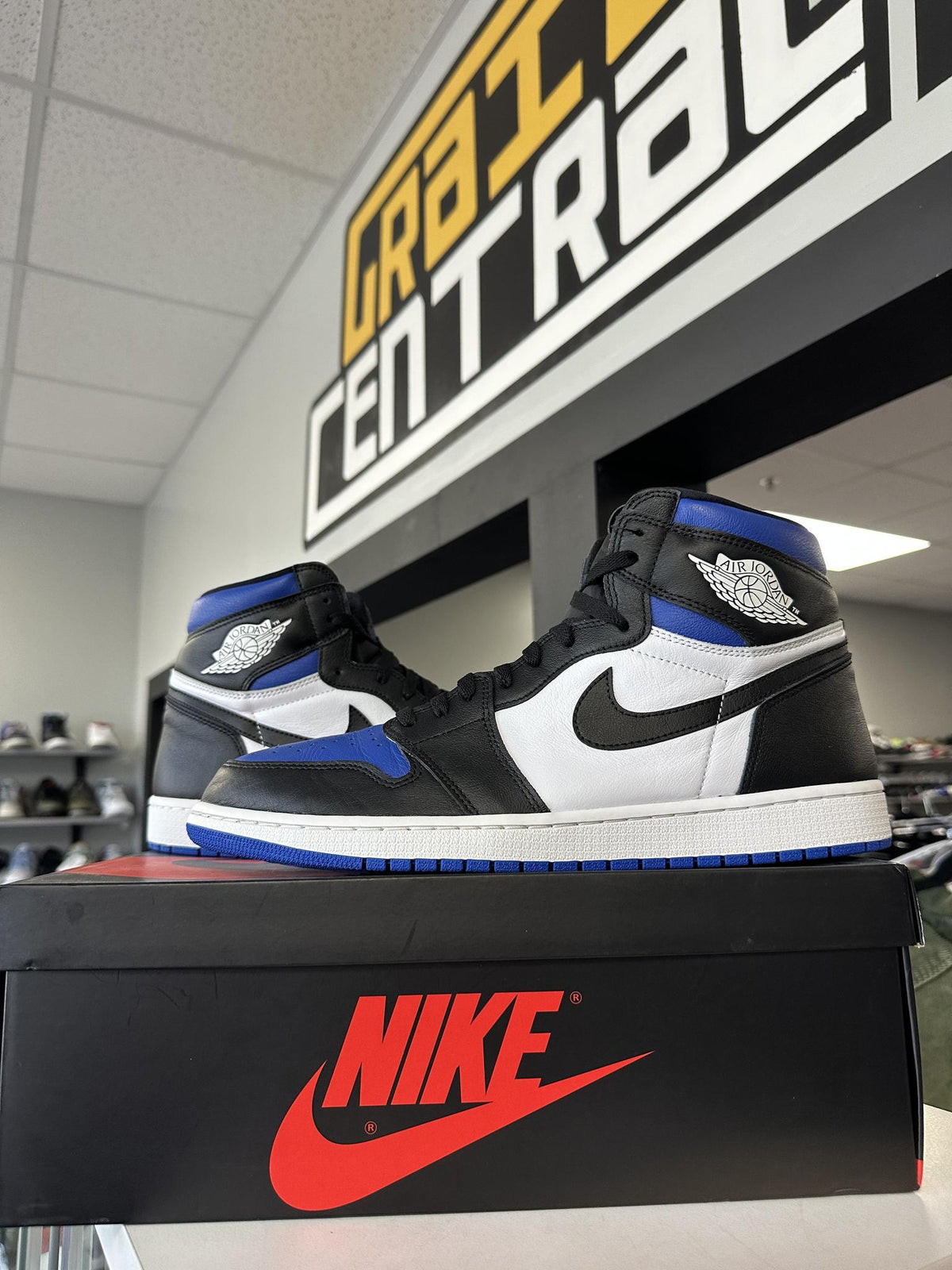 Jordan 1 "Royal Toe" Used Size 14