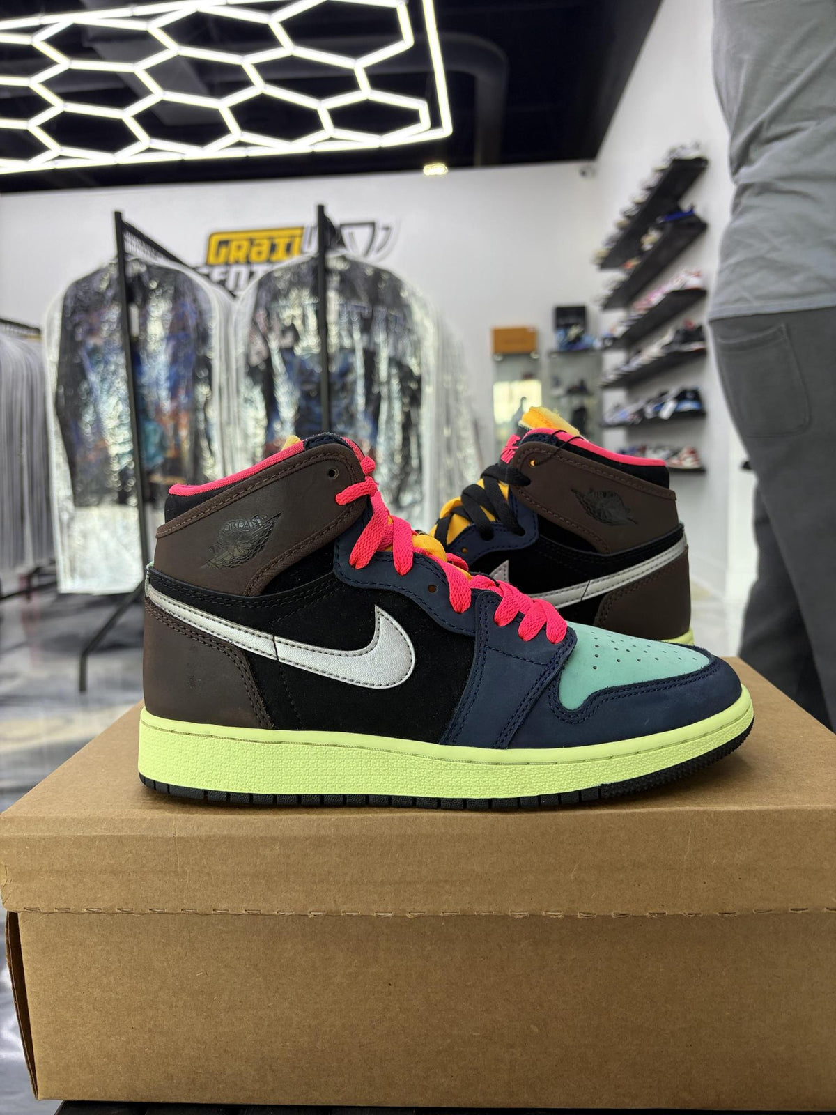 Jordan 1 "Bio Hack" Used Size 5.5Y/7W