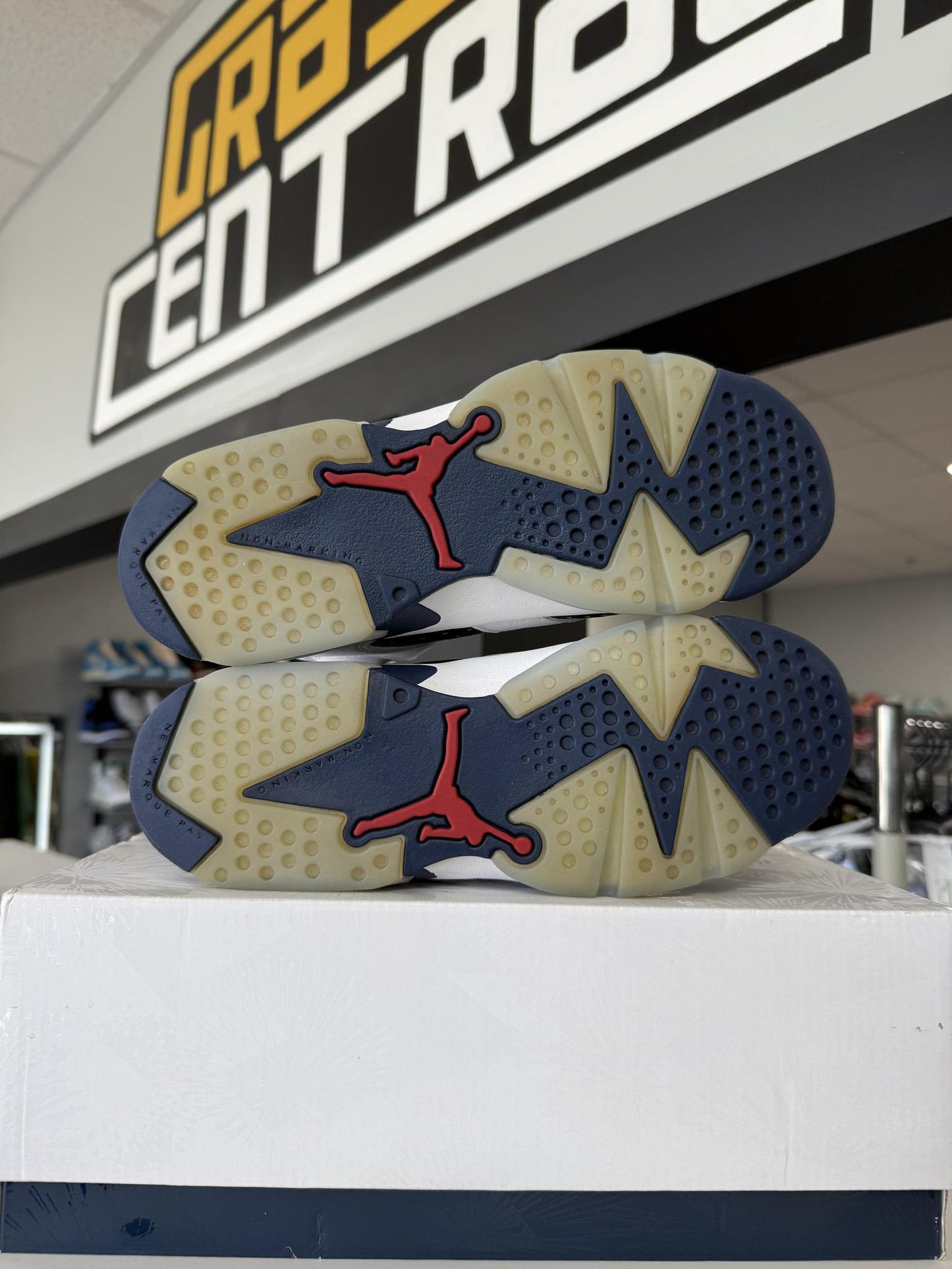 Jordan 6 "Olympic" Used Size 5.5Y//7W