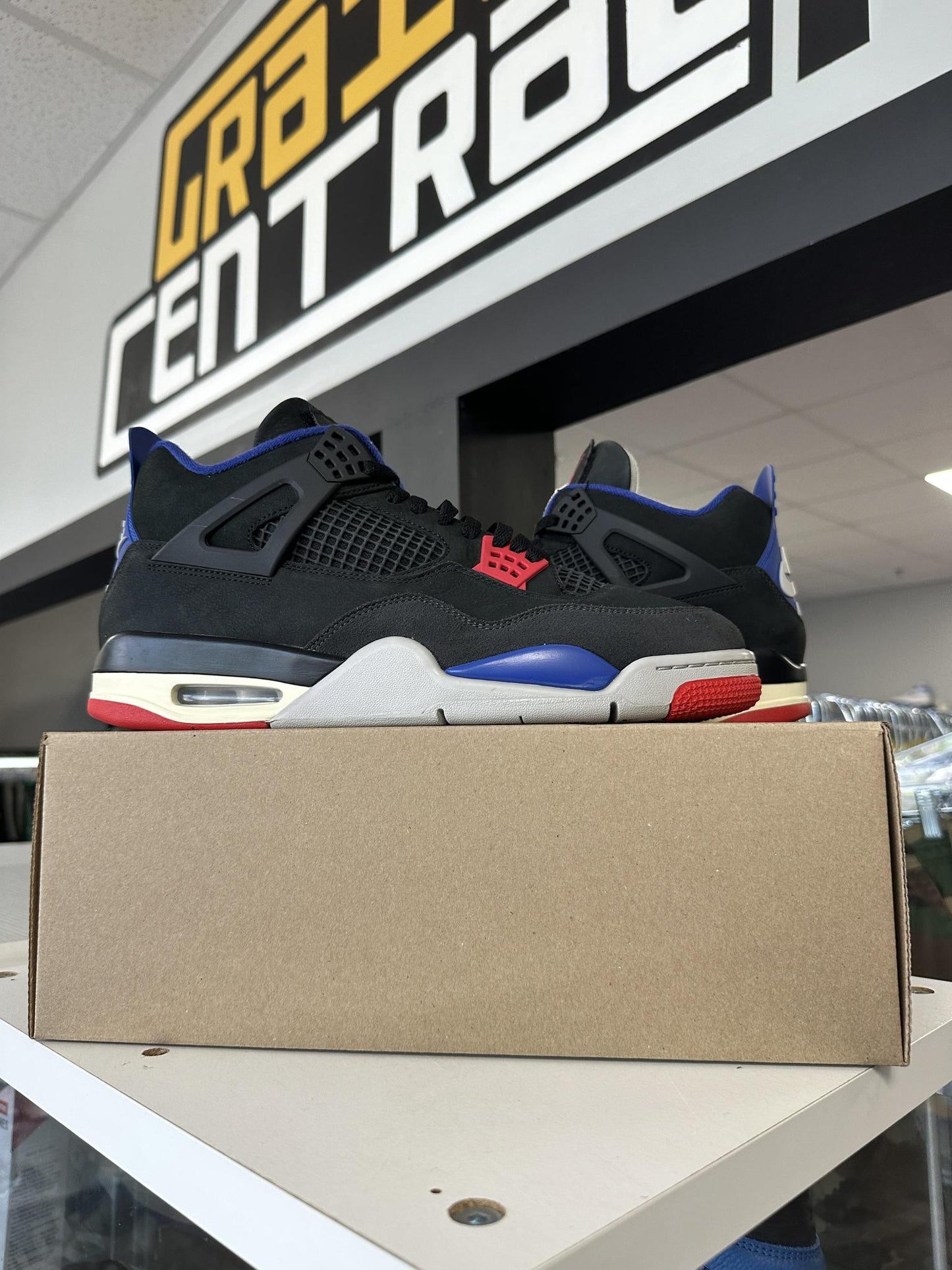 Jordan 4 "Rare Air" Used Size 13