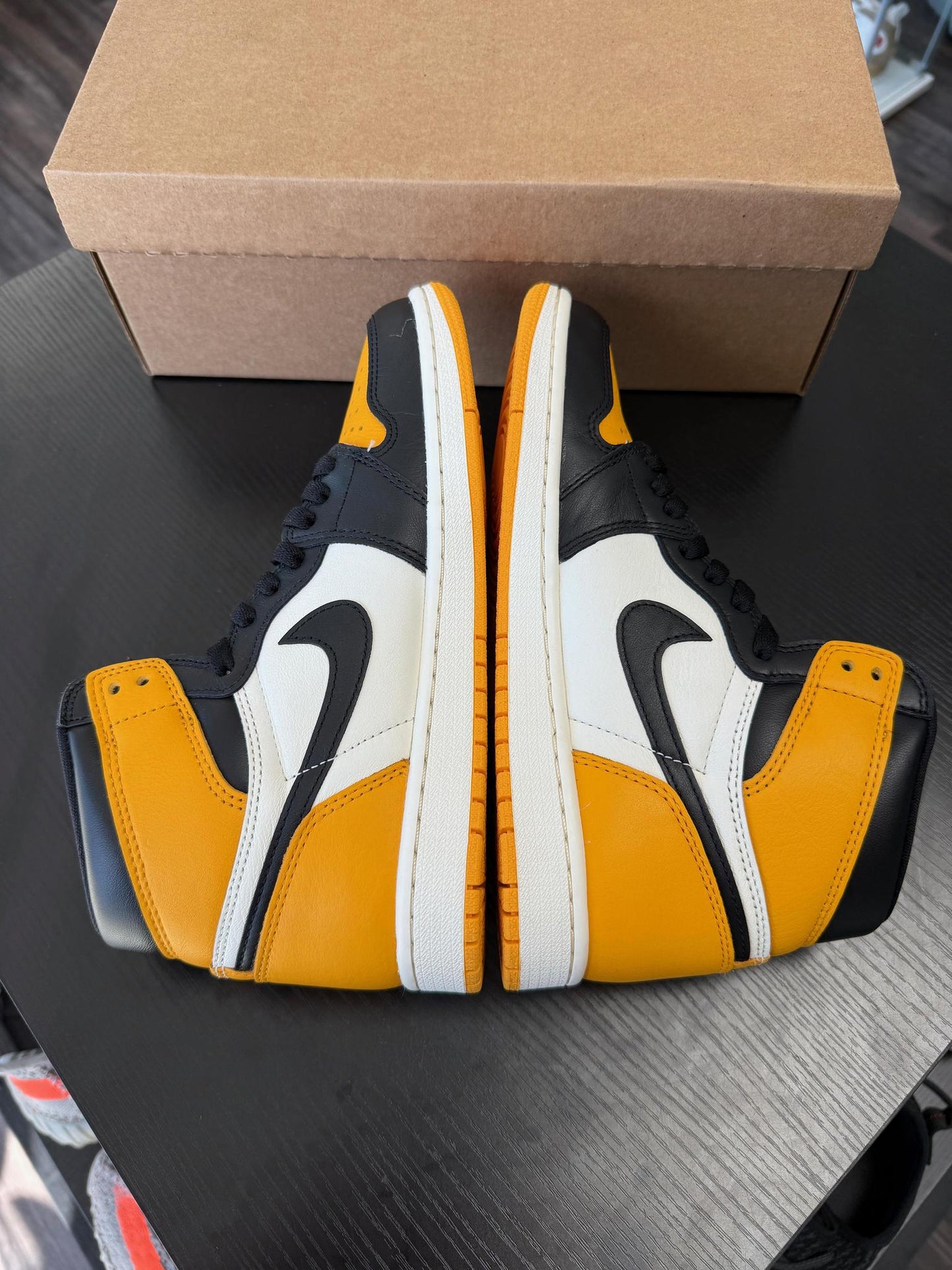 Jordan 1 "Yellow Toe" Used Size 8