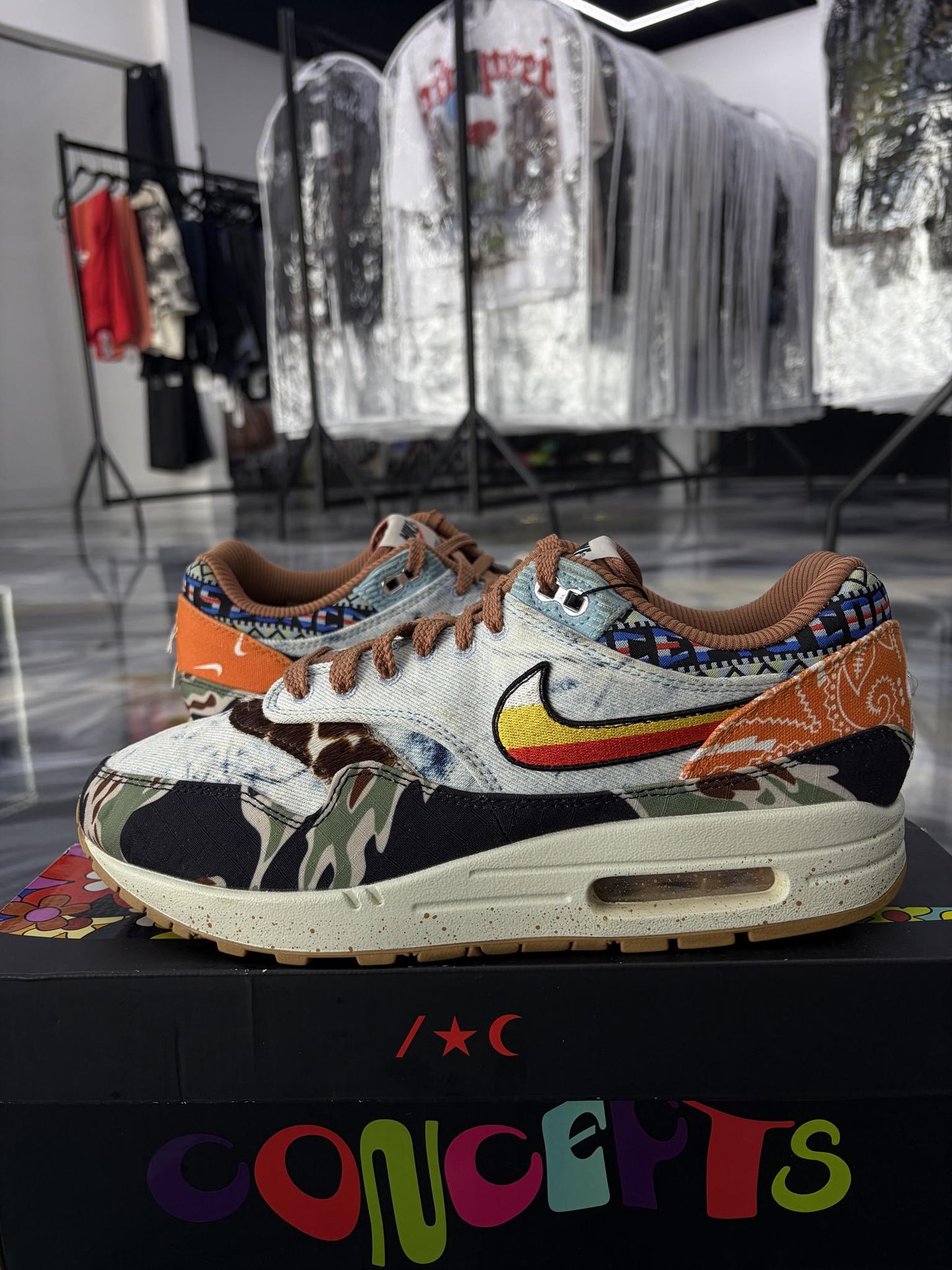 Nike Air Max 1 Concepts "Heavy" Used Size 9.5