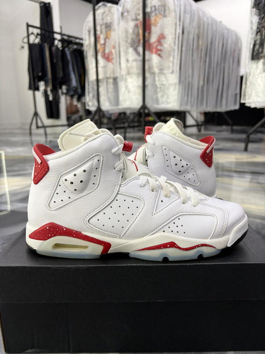 Jordan 6 "Red Oreo" Used Size 6.5Y/8W