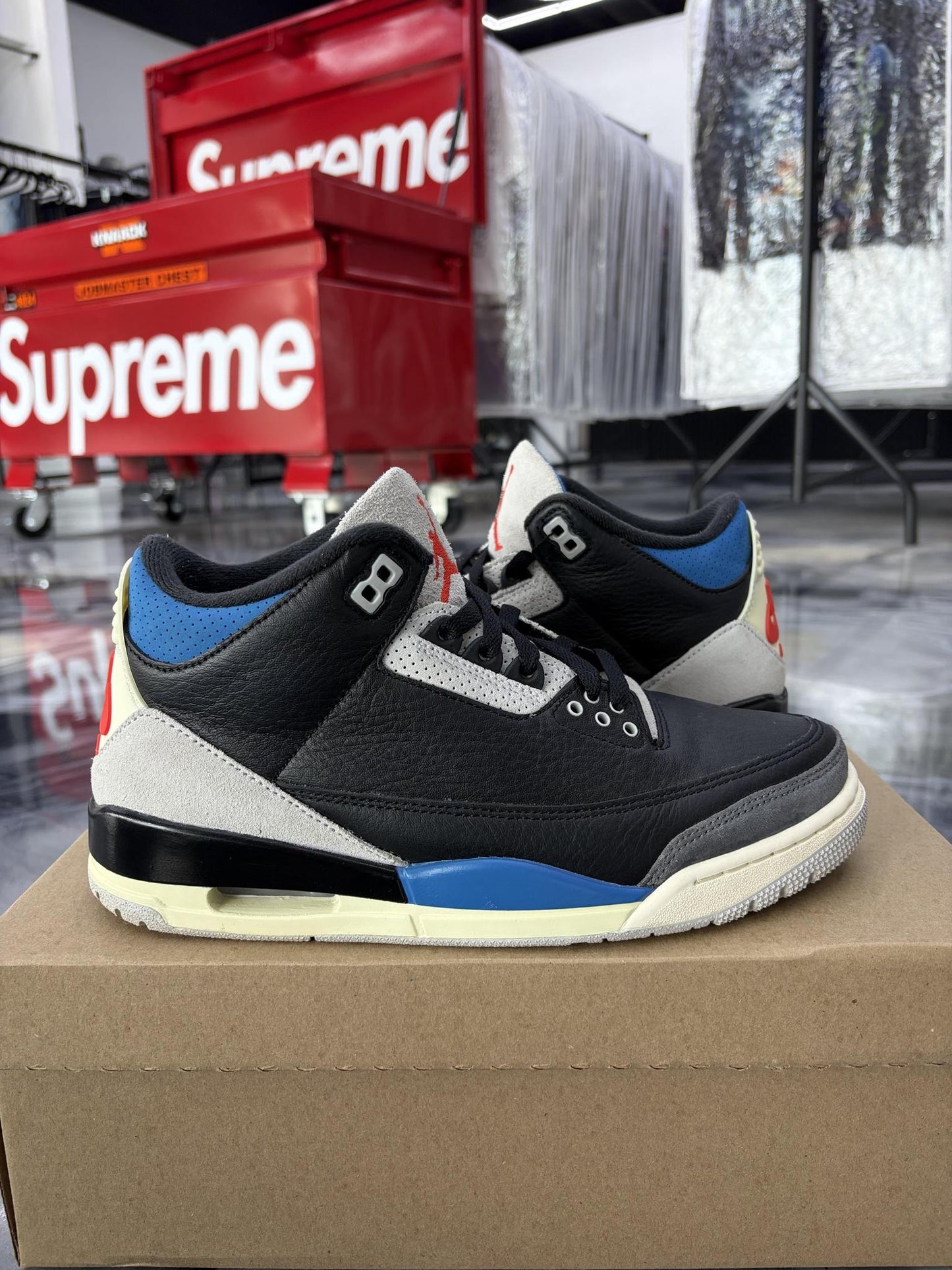 Jordan 3 "Rare Air" Used Size 8.5