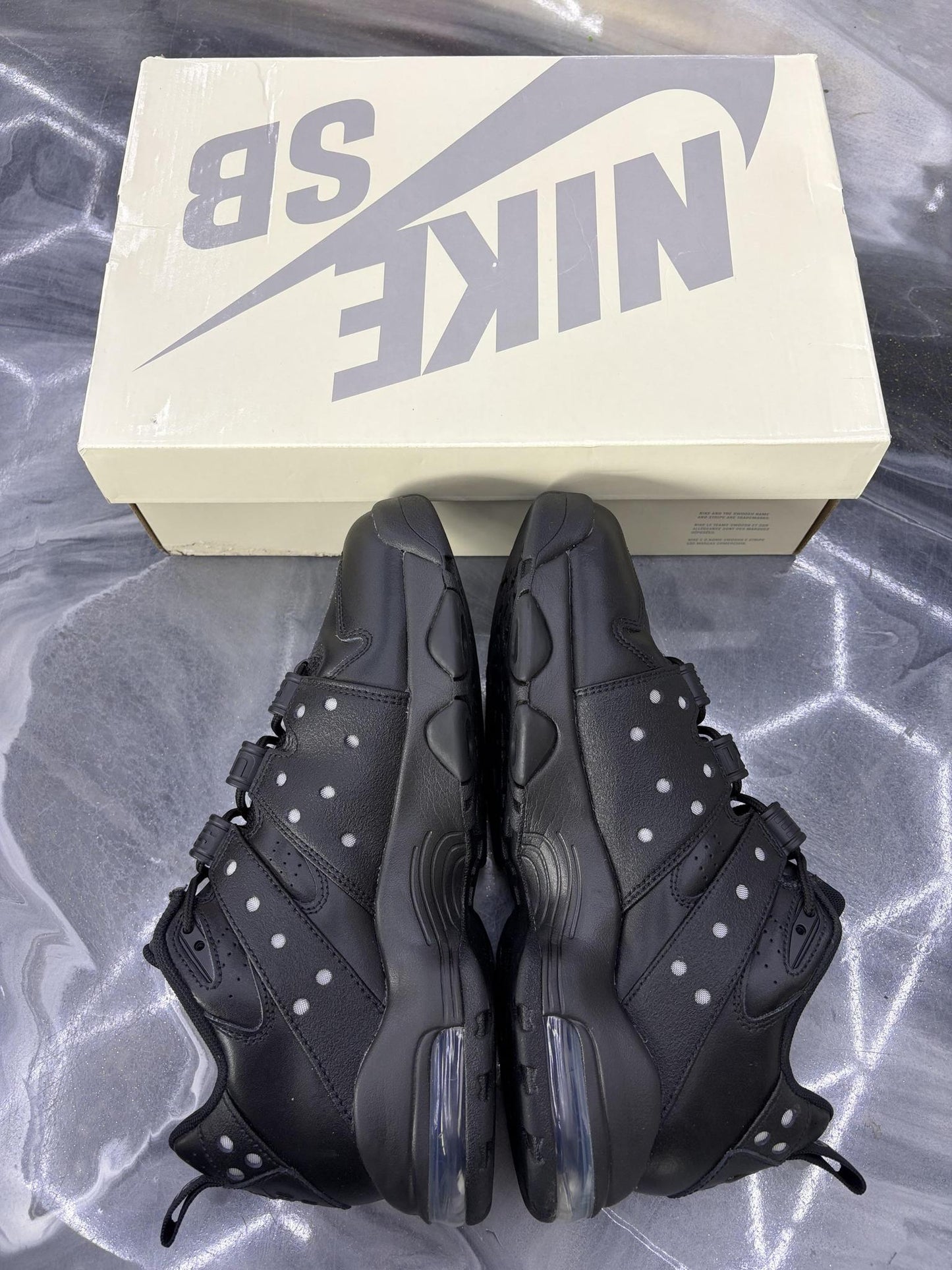Nike Air Max CB94 Supreme "Black" Used Size 9