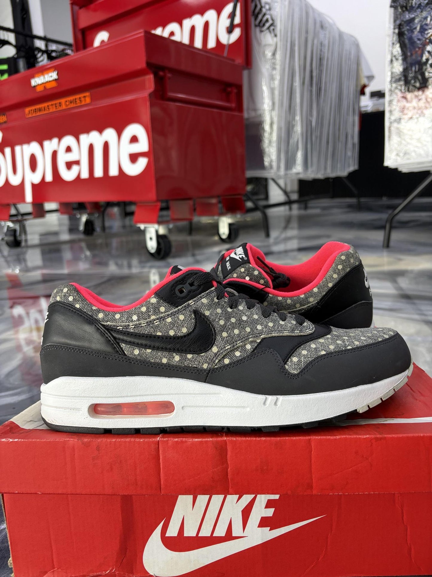 Nike Air Max 1 "Polka Dot" Used Size 12