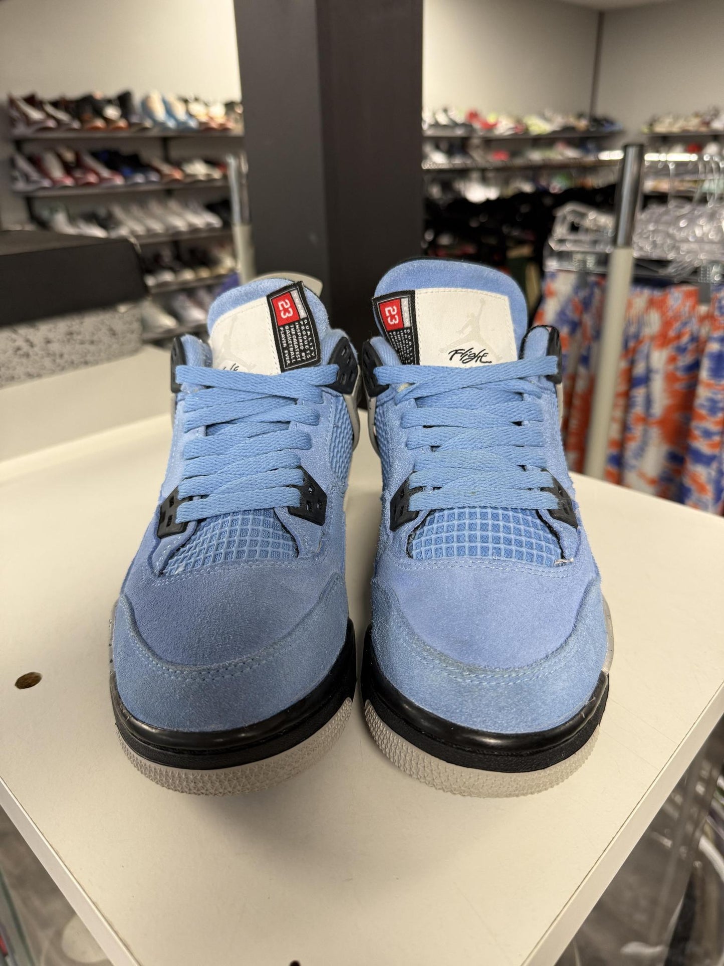 Jordan 4 "University Blue" Used Size 6Y/7.5W