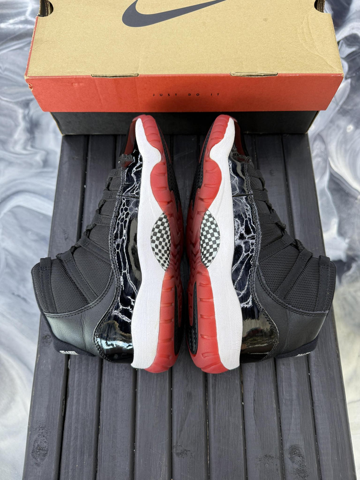 Jordan 11 "Bred" Used Size 7Y/8.5W