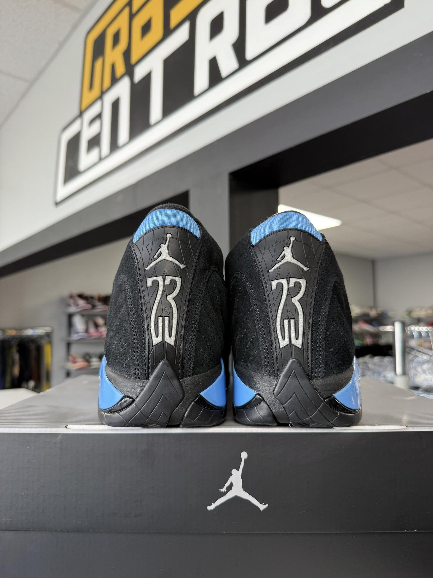 Jordan 14 "University Blue" Used Size 10