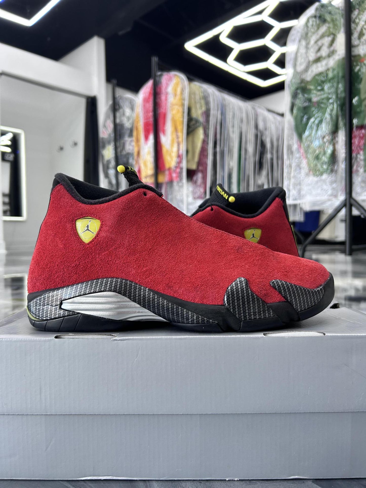 Jordan 14 "Ferrari" Used Size 10