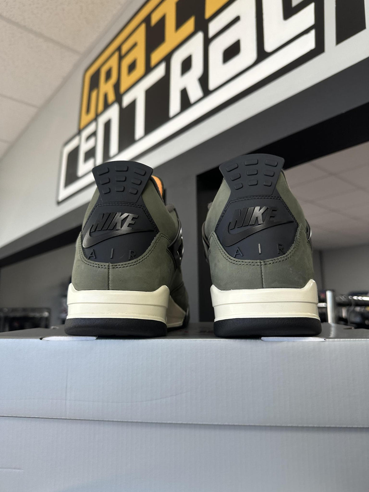 Jordan 4 "UNDFTD" Size 14 Used