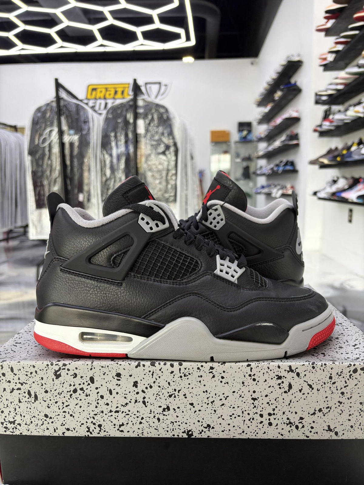 Jordan 4 "Bred Reimagined" Used Size 9