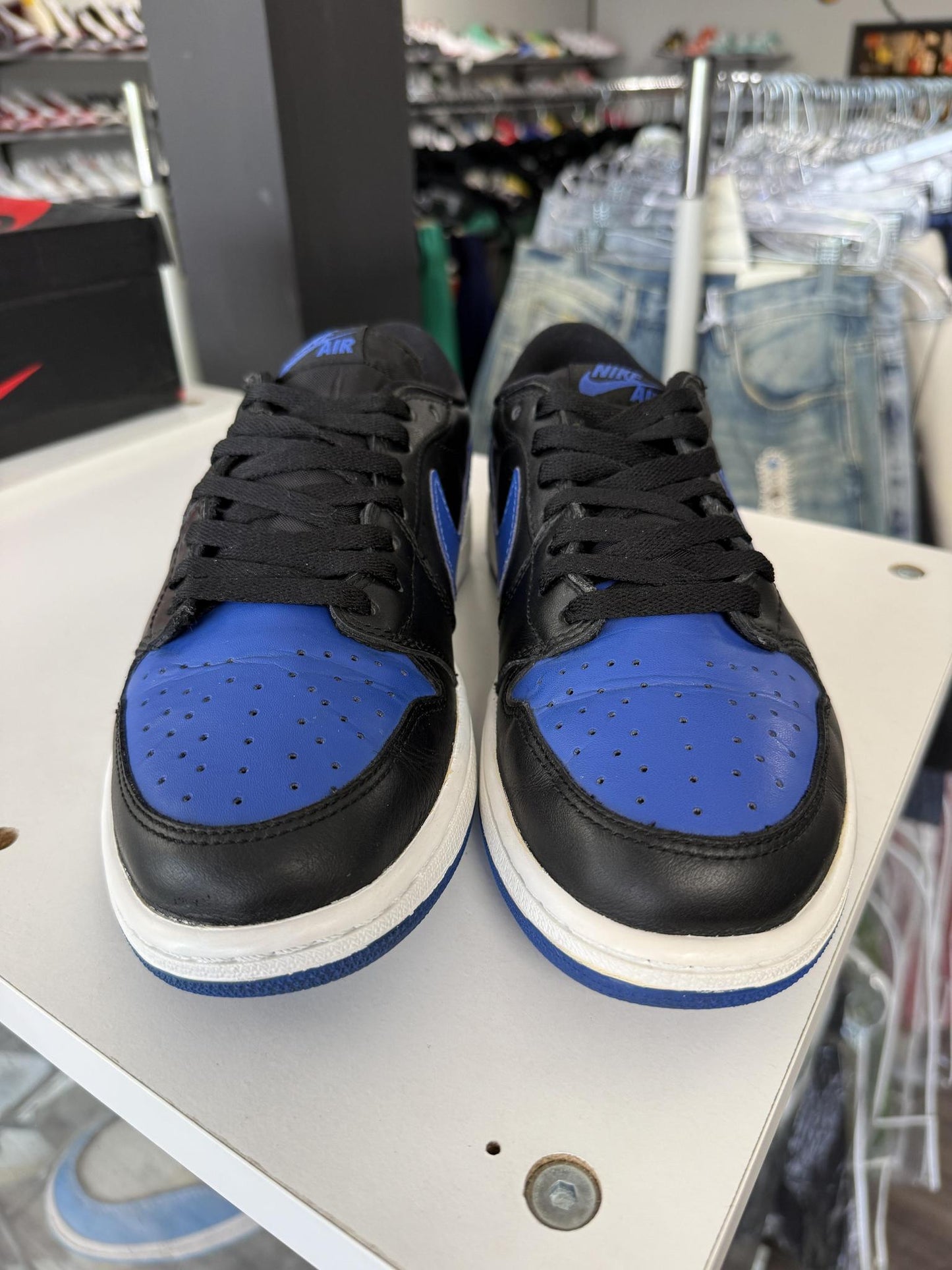 Jordan 1 Low "Royal" Used Size 9