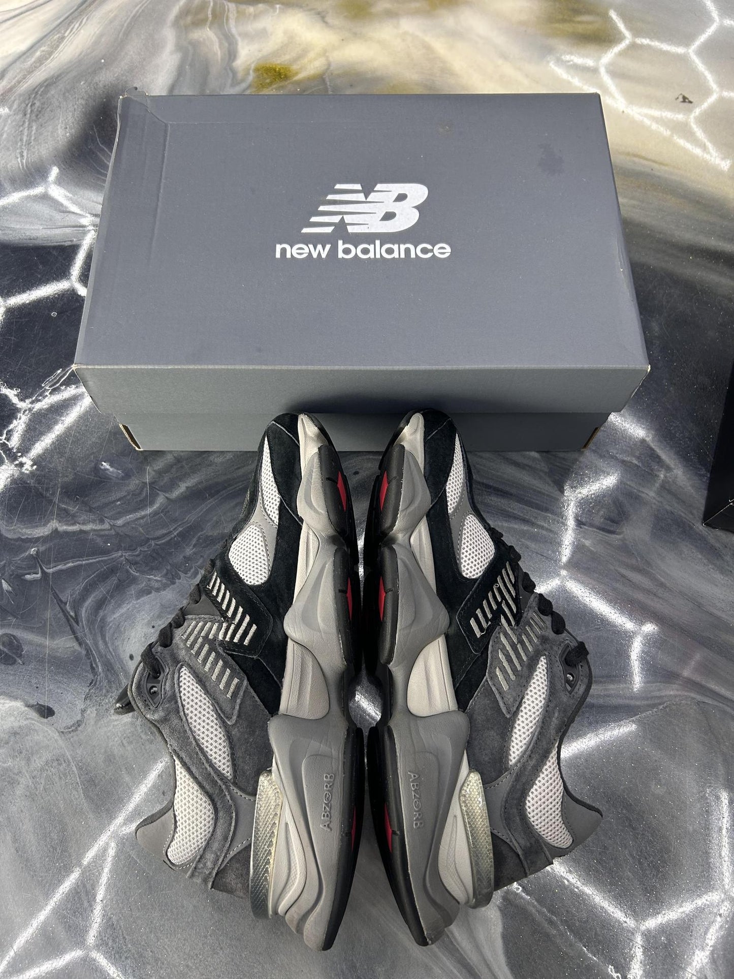 New Balance 9060 "Castlerock" Used Size 9