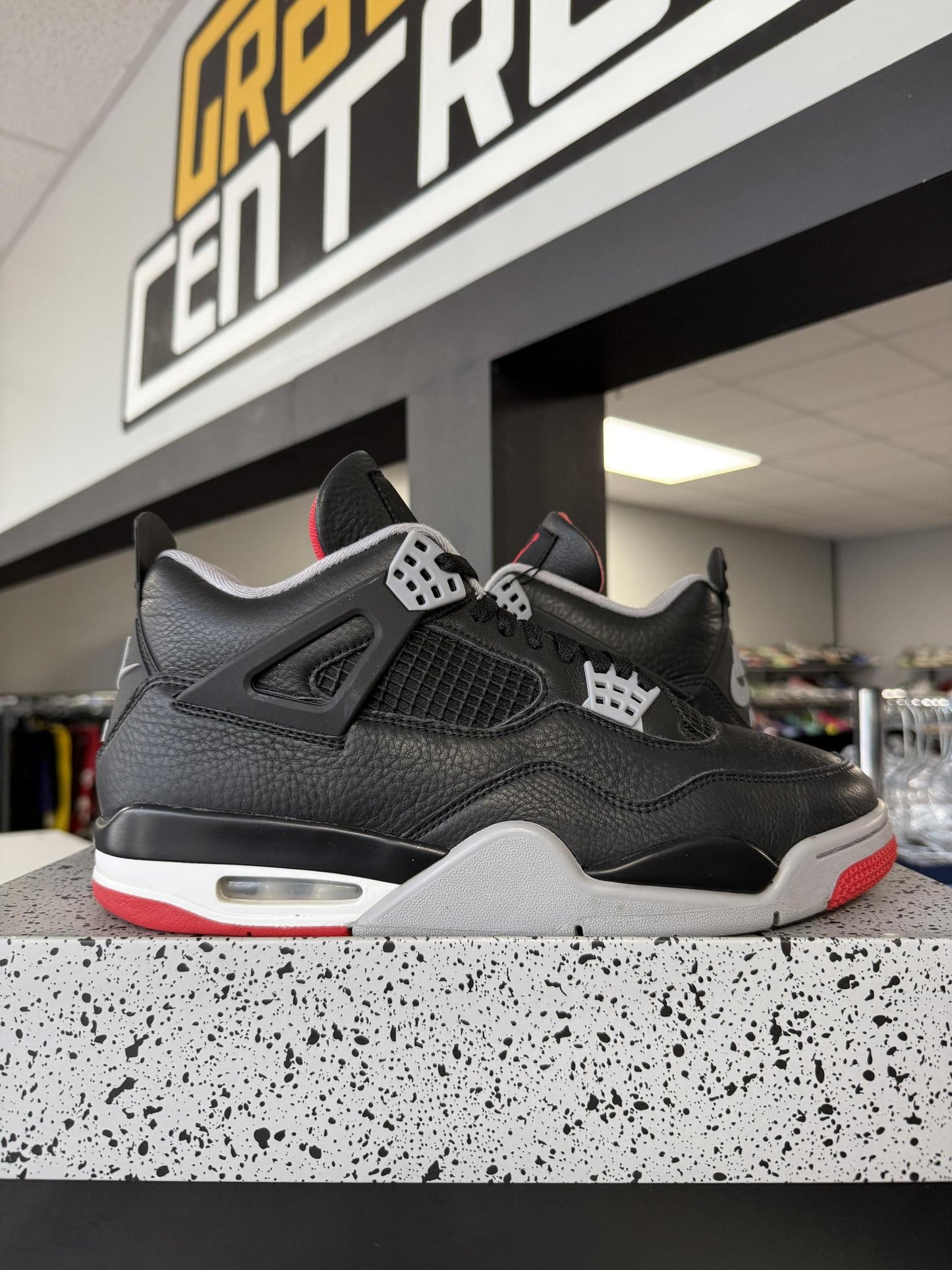 Jordan 4 "Bred Reimagined" Used Size 11