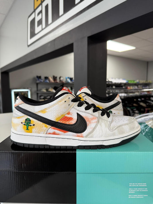 Dunk Low SB "Raygun" Used Size 10