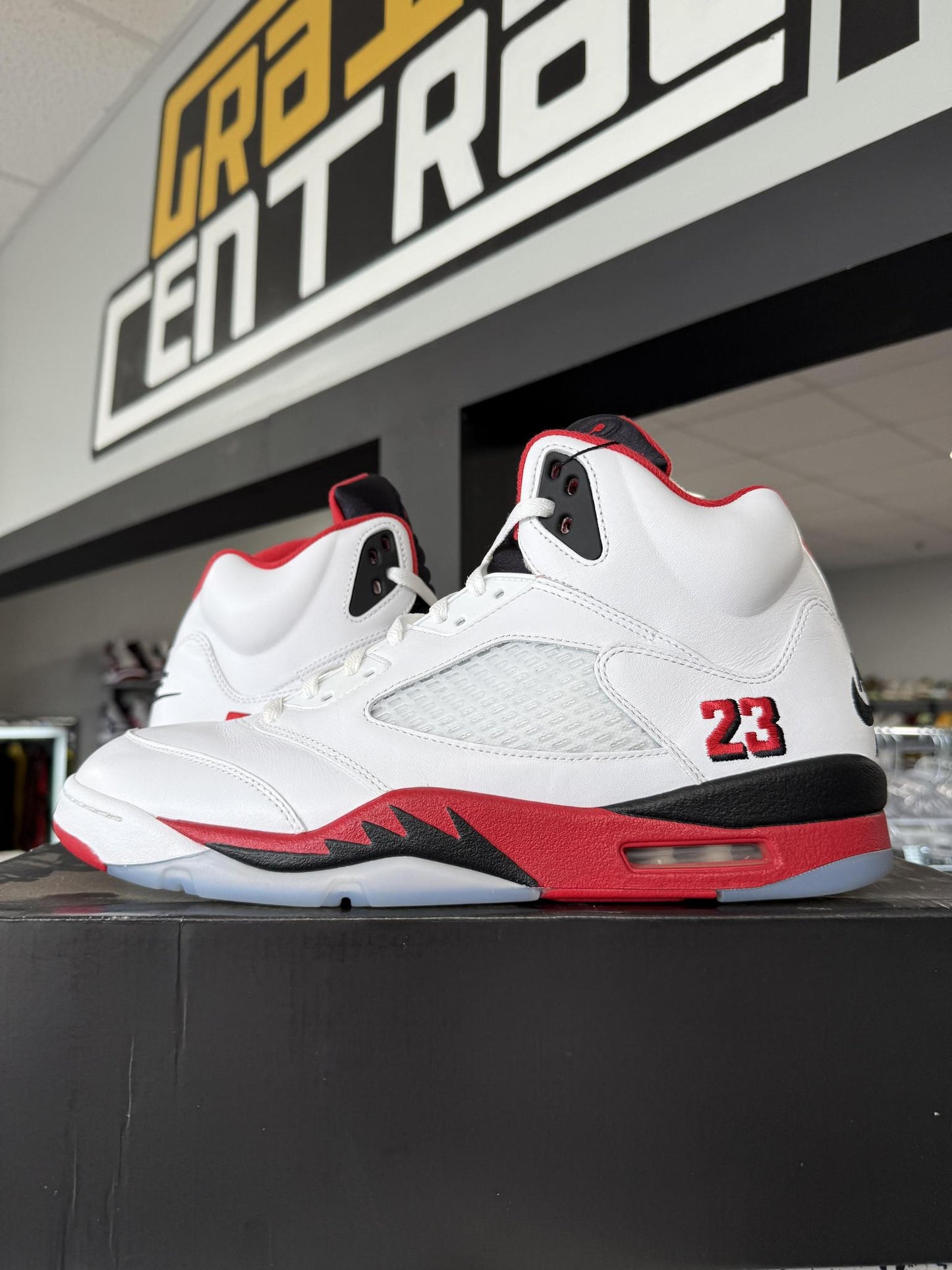 Jordan 5 "Fire Red" Used Size 13