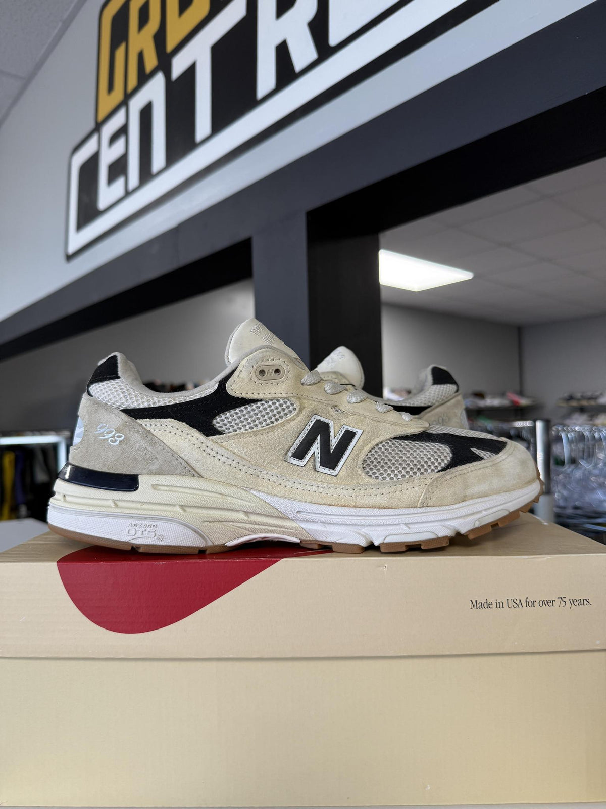 New Balance 993 "Sea Salt Black" Used Size 10