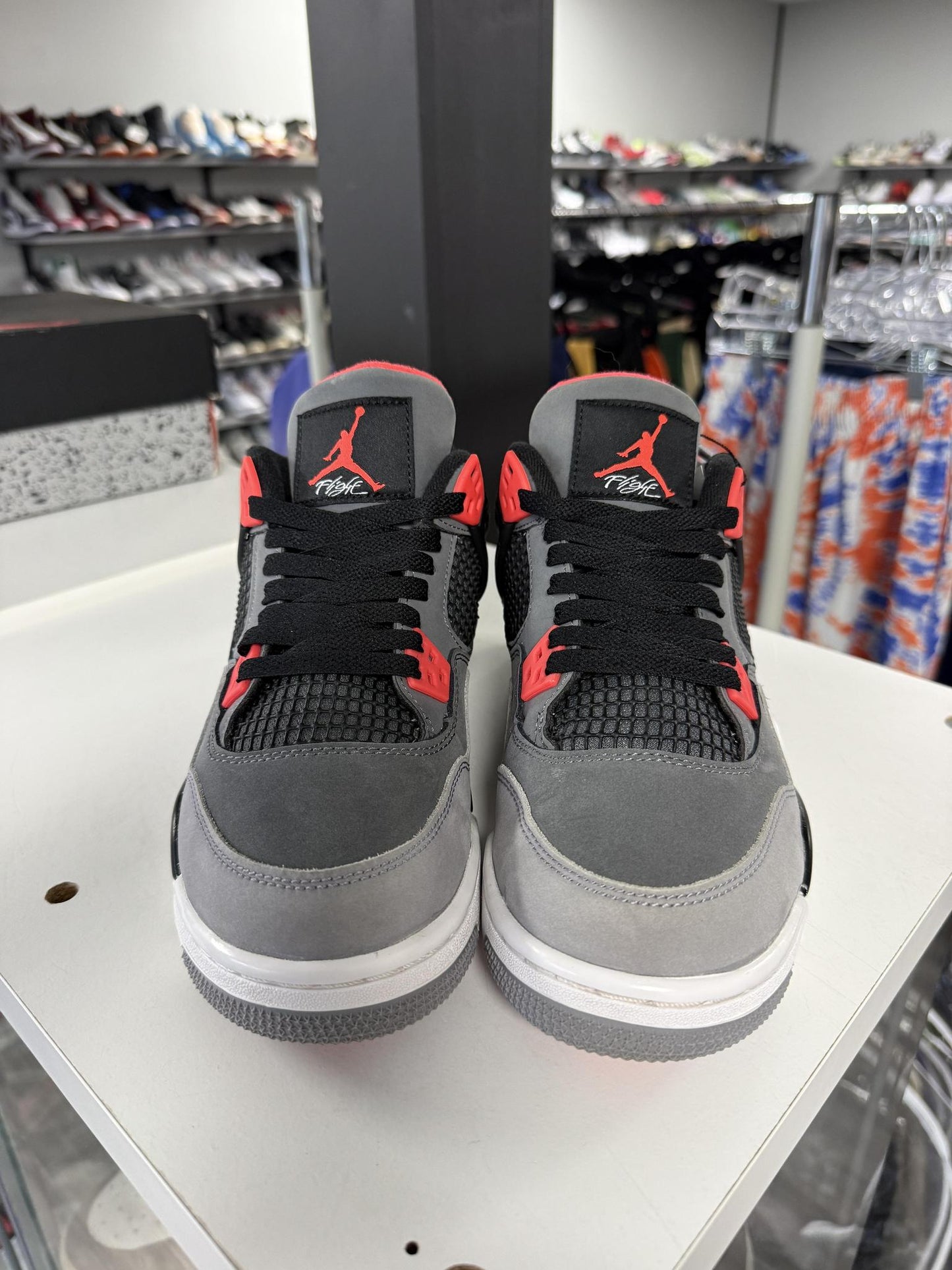 Jordan 4 "Infrared" Used Size 7Y/8.5W