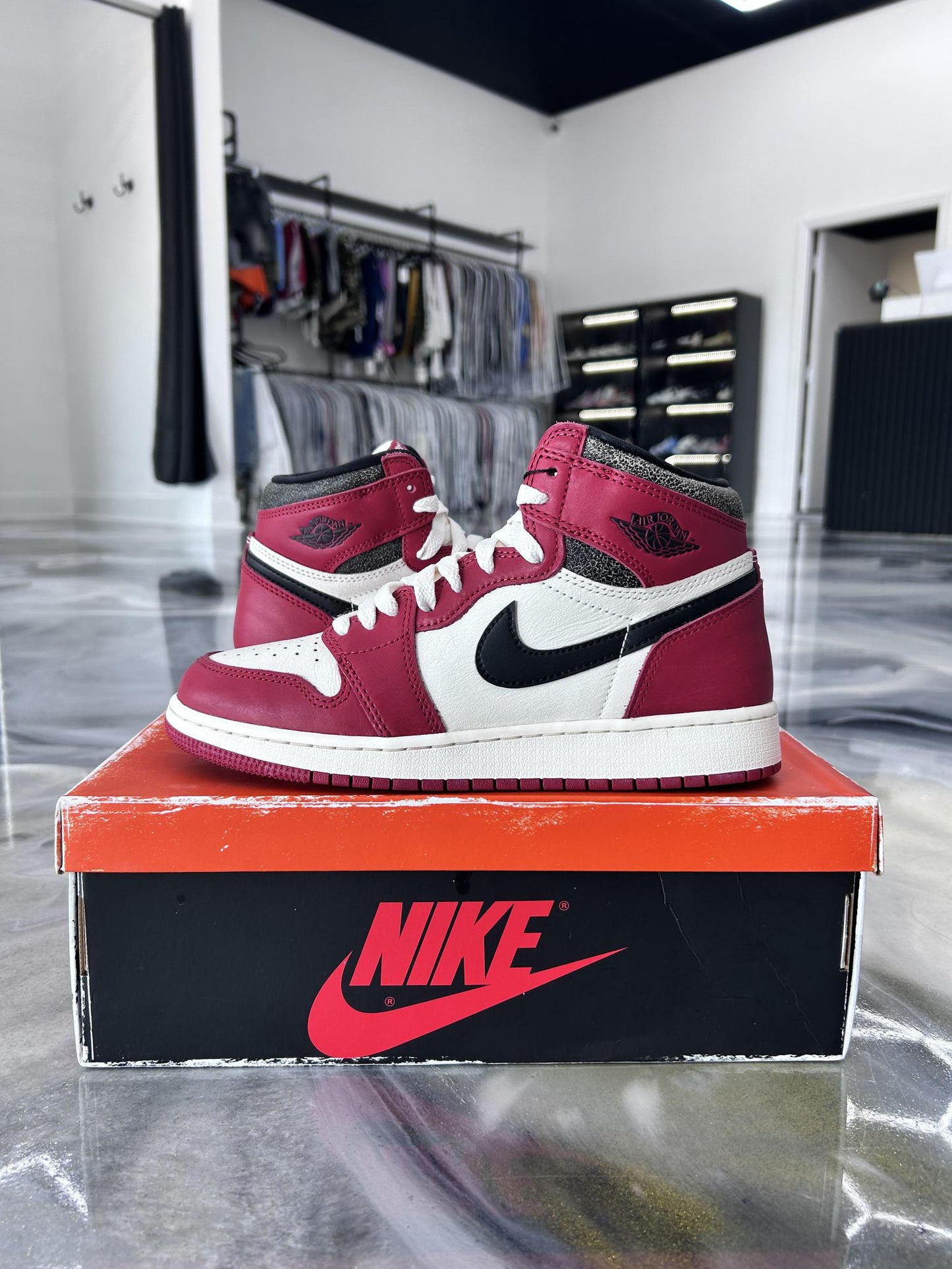 Jordan 1 "Lost & Found" Used Size 6.5Y/8W