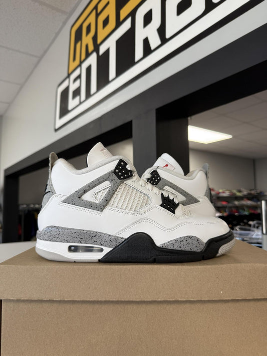 Jordan 4 "White Cement" Used Size 7Y/8.5W