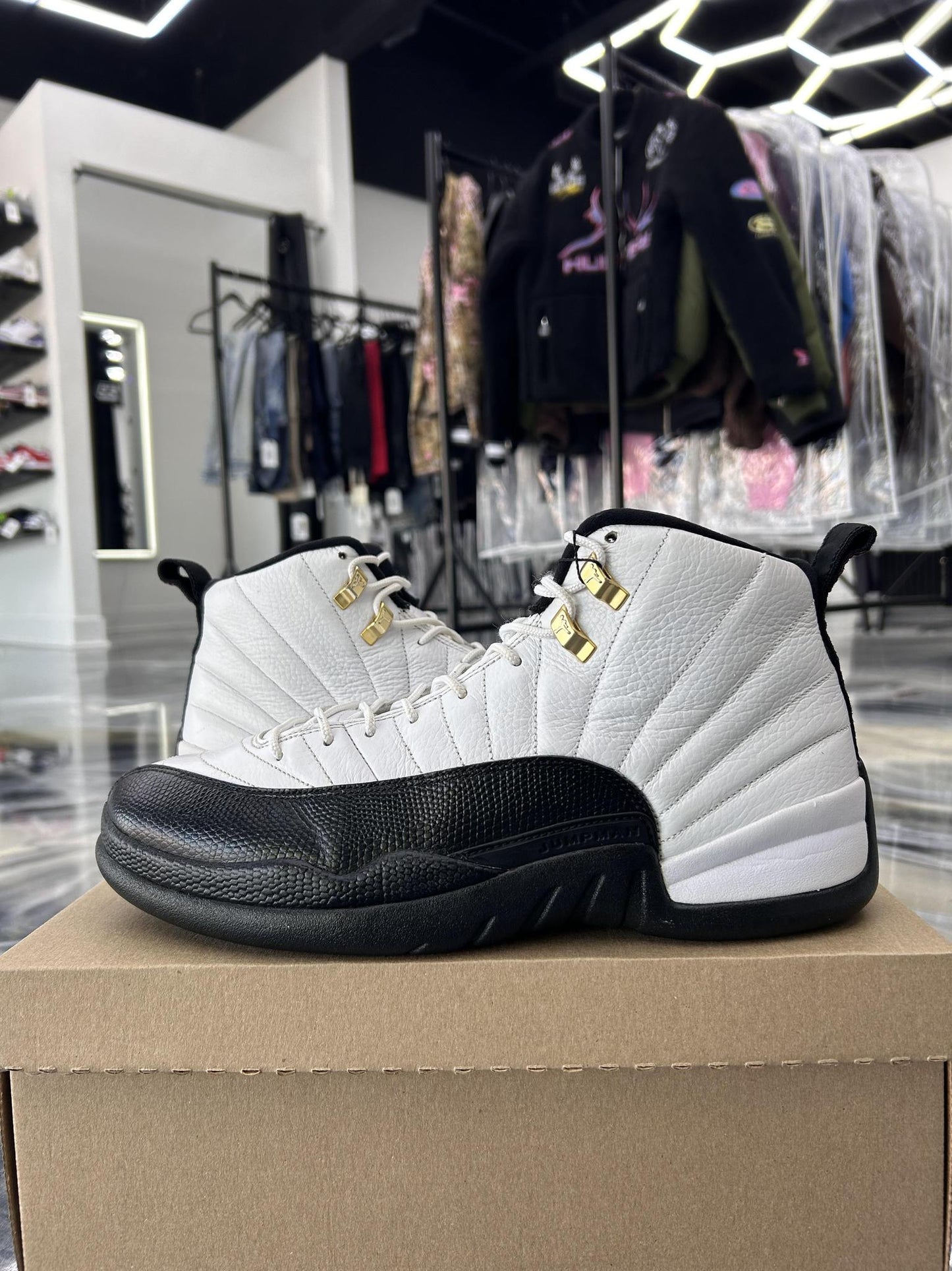 Jordan 12 "Taxi" Used Size 12