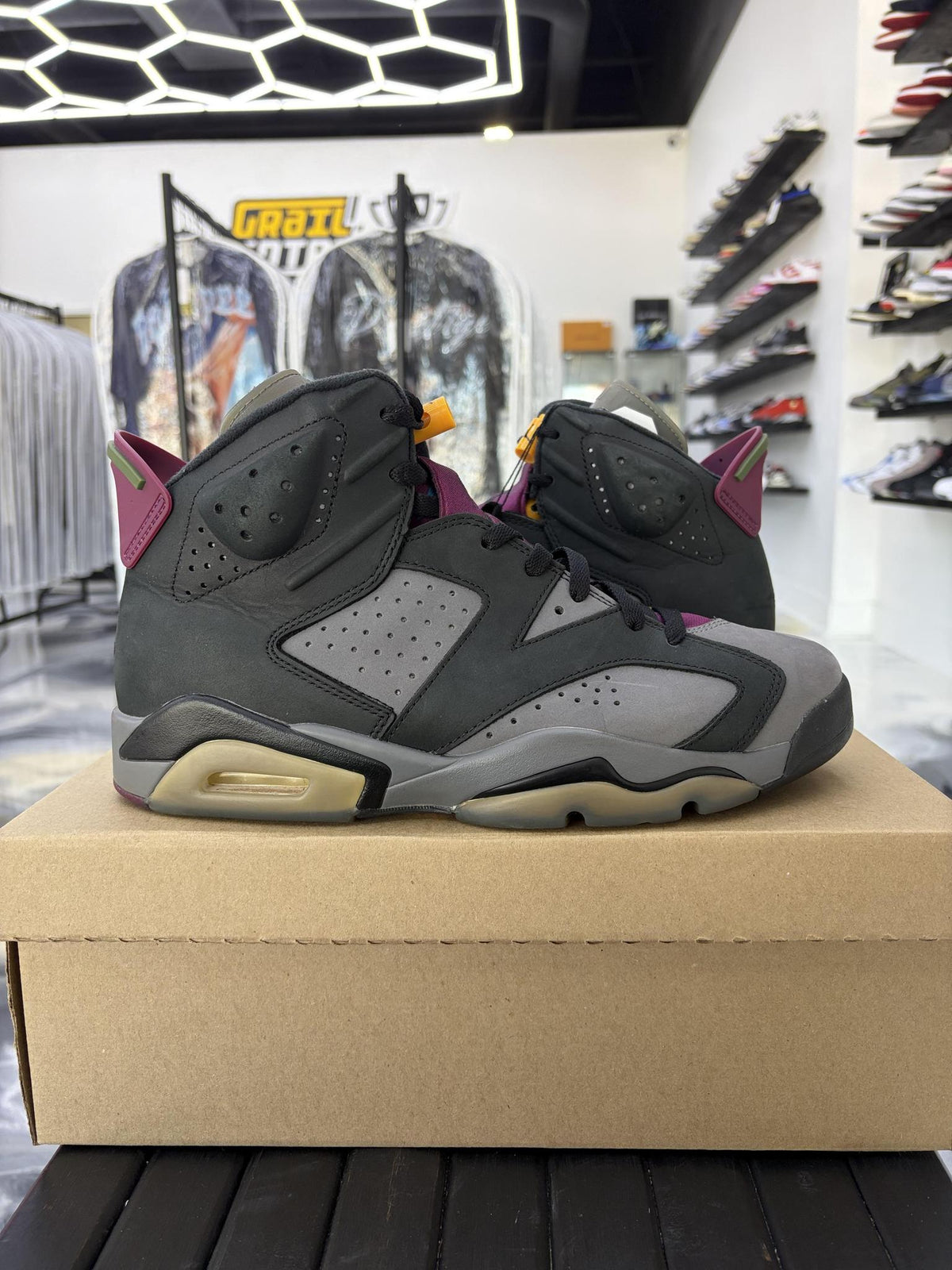 Jordan 6 "Bordeaux" Used Size 9.5