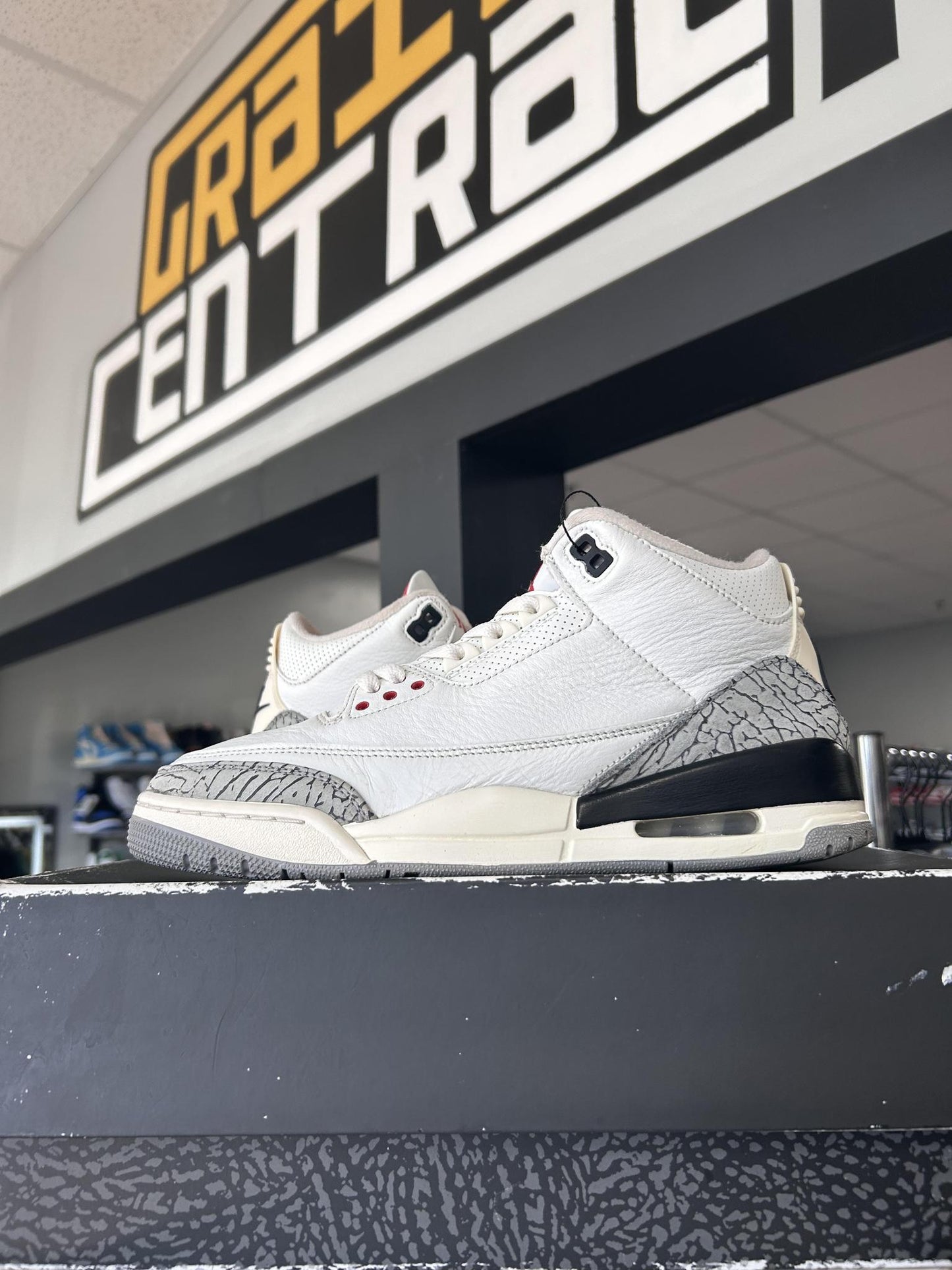 Jordan 3 "White Cement Reimagined" Used Size 9