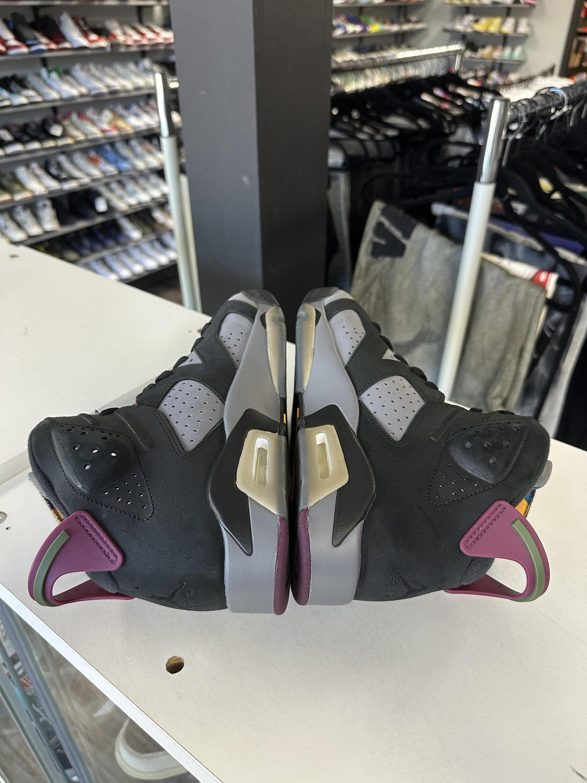 Jordan 6 "Bordeaux" Size 8.5 Used