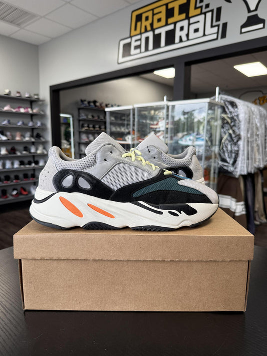 Yeezy 700 "Wave Runner" Used Size 12