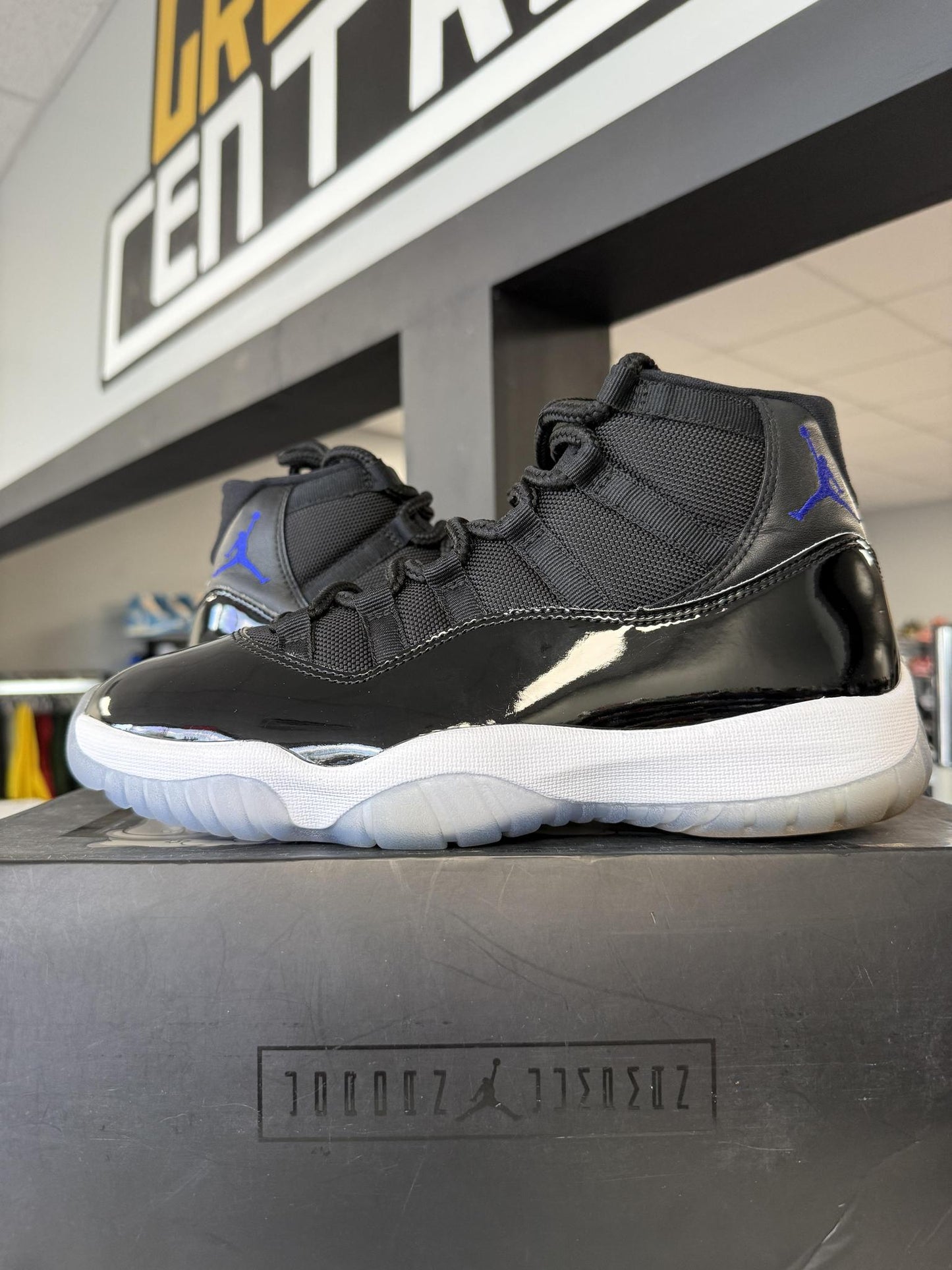 Jordan 11 "Space Jam" Used Size 8