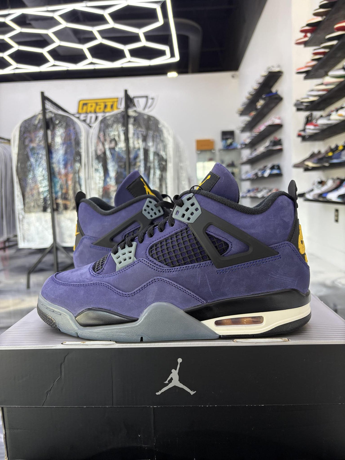 Jordan 4 "Lakers" Used Size 8.5