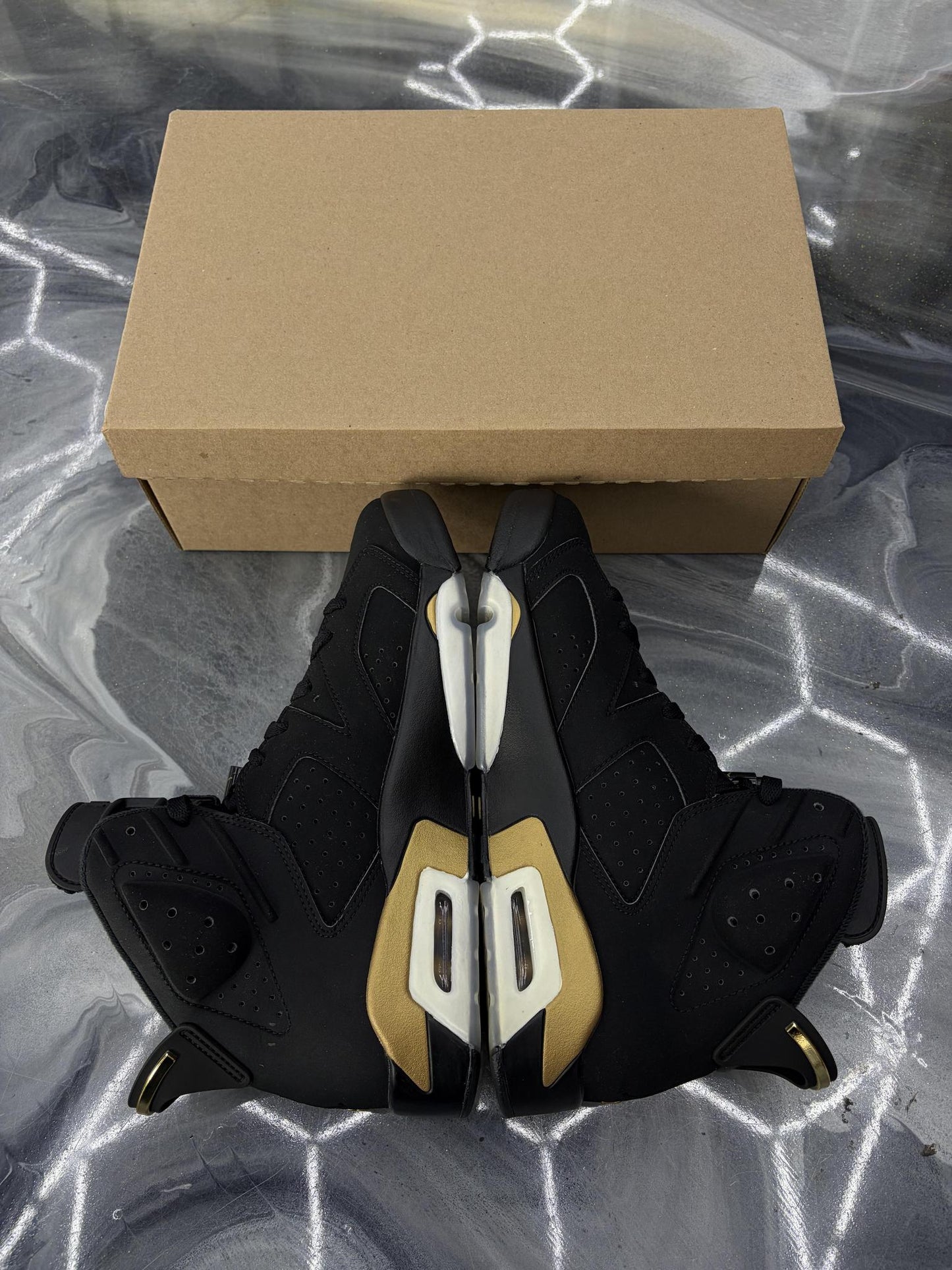 Jordan 6 "DMP" Used Size 9