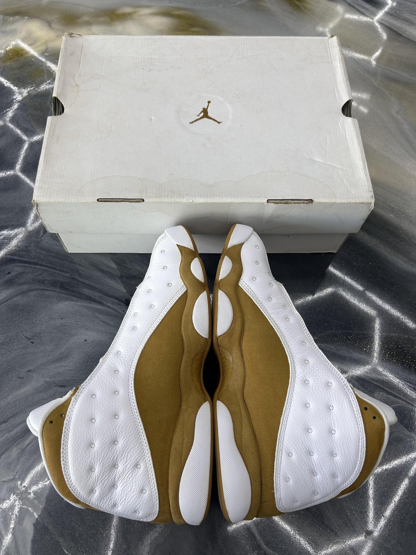 Jordan 13 "Wheat" Used Size 11.5