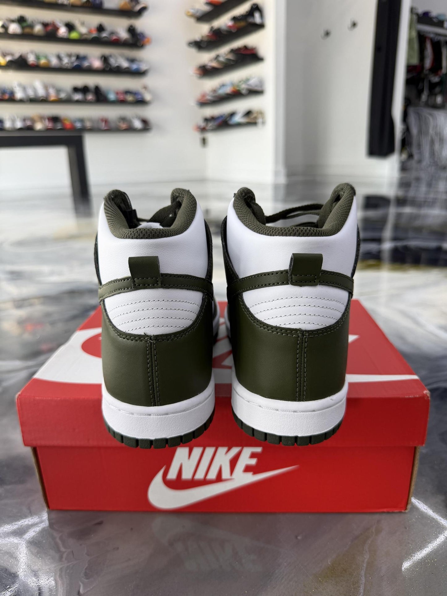 Nike Dunk High "Cargo Khaki" Used Size 6Y/7.5W