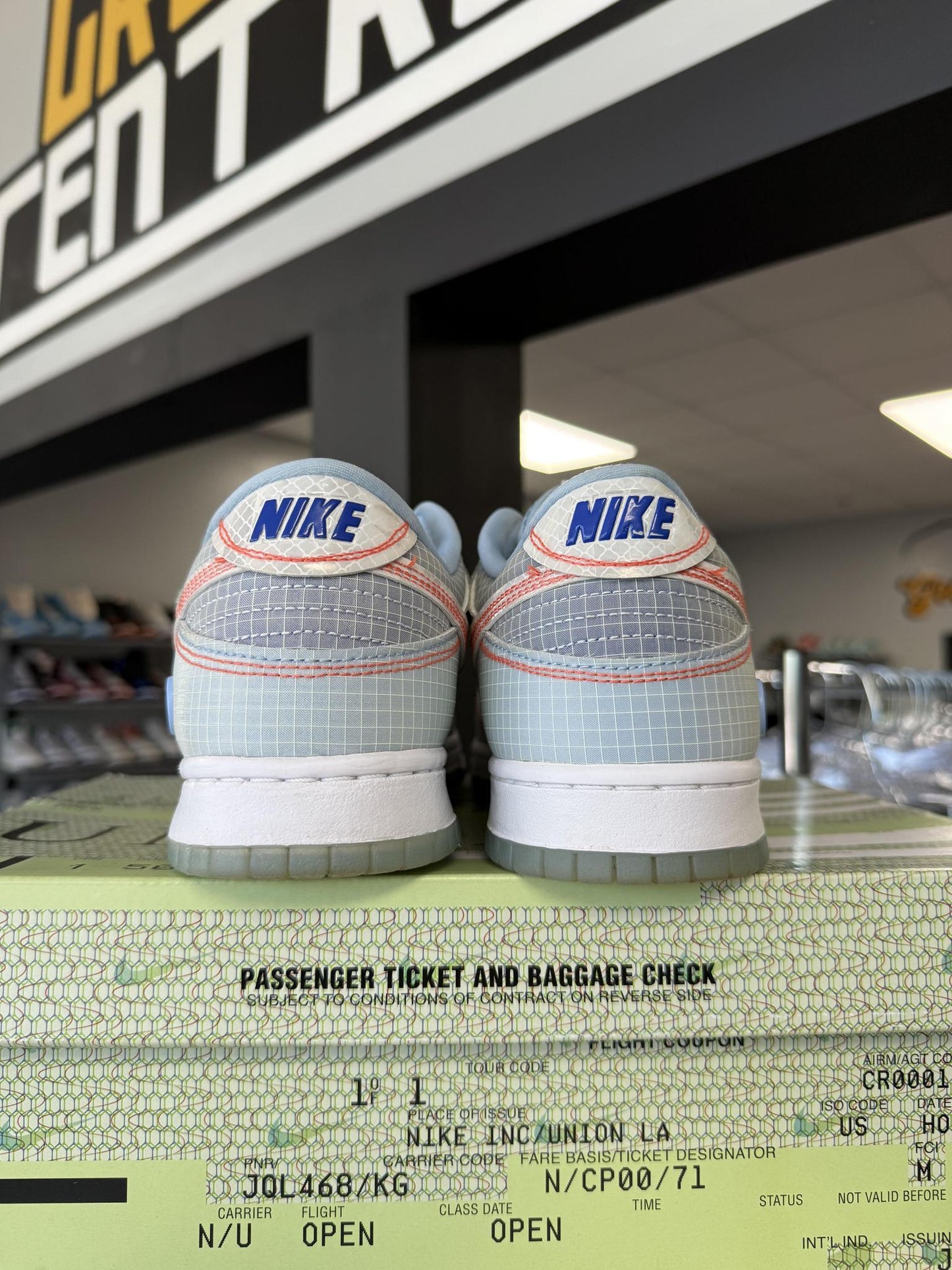 Dunk Low Union "Argon" Used Size 10