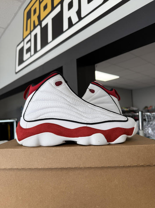 Jordan Pro Strong "Chicago" Used Size 8