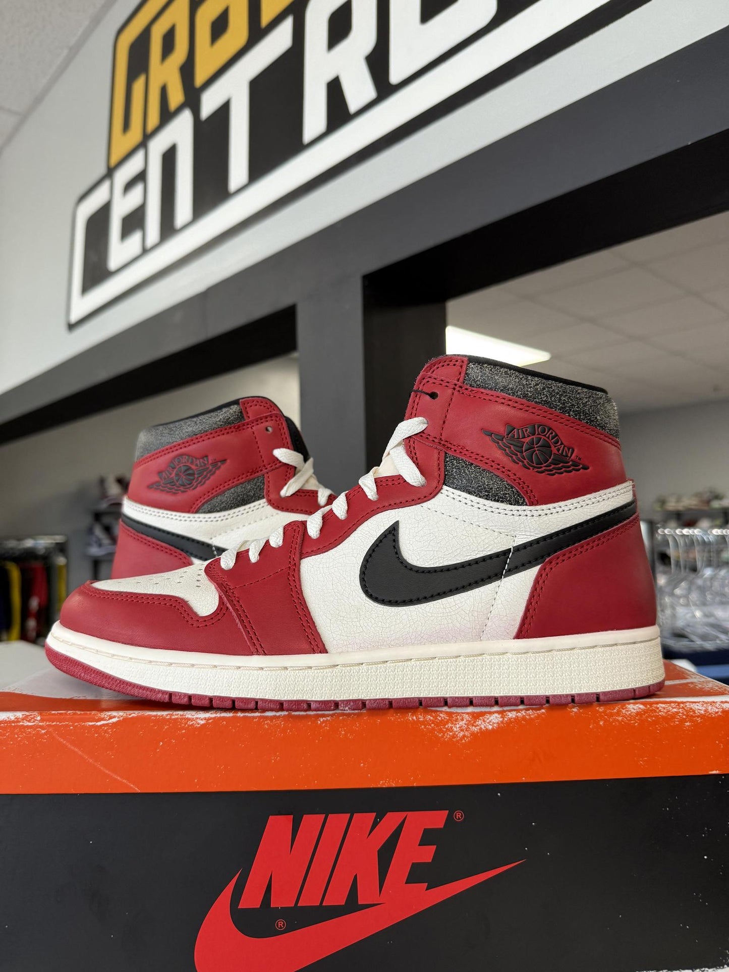 Jordan 1 "Lost and Found" Used Size 10.5