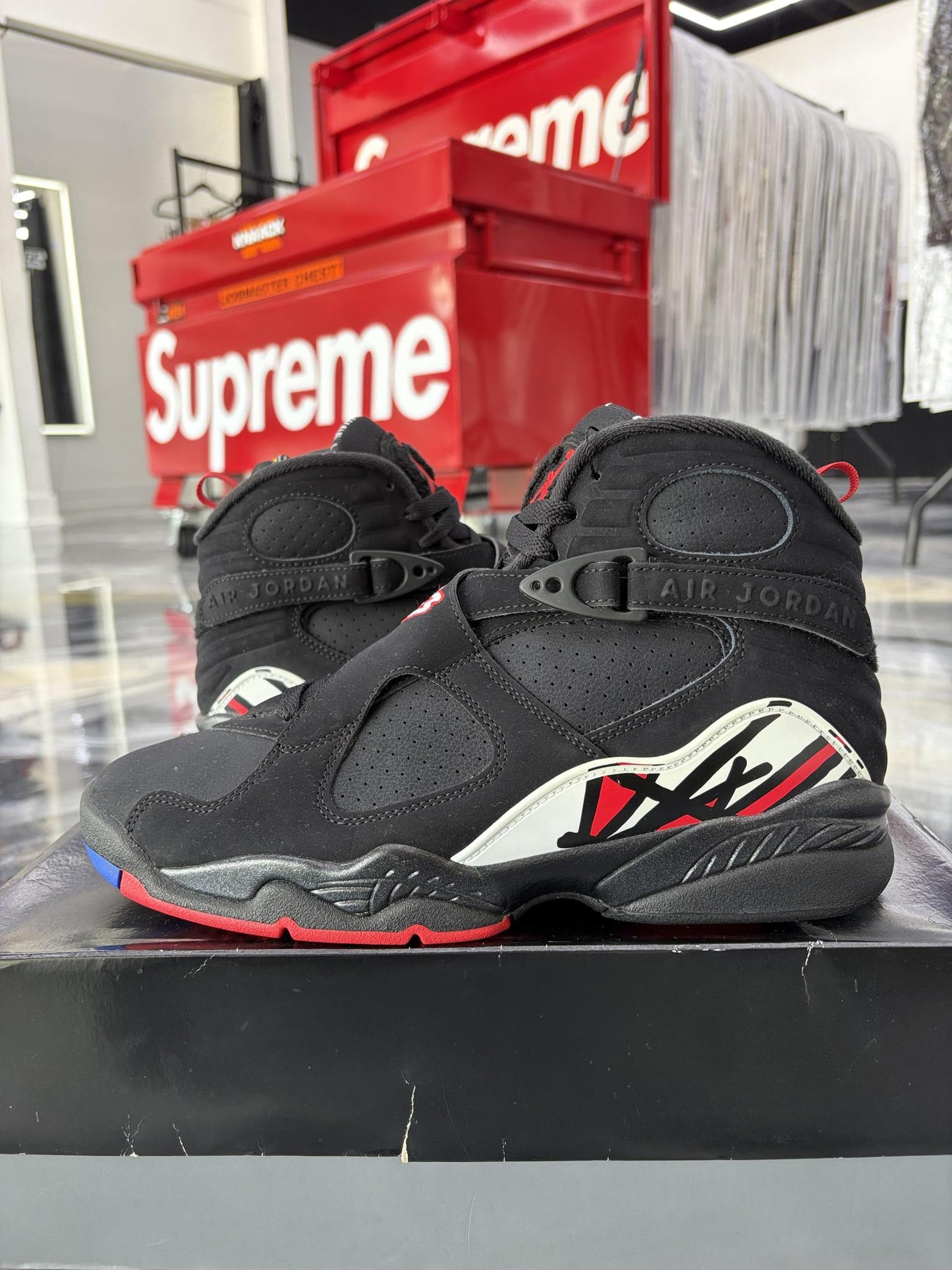 Jordan 8 "Playoffs" Used Size 8.5