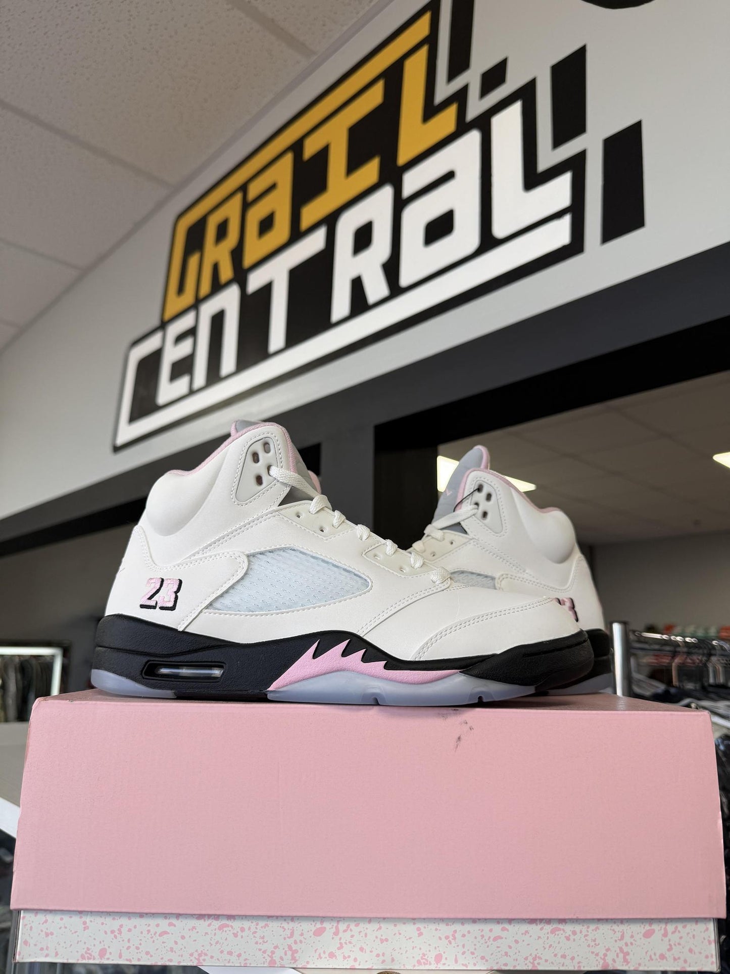 Jordan 5 "Soft Pink" Used Size 10
