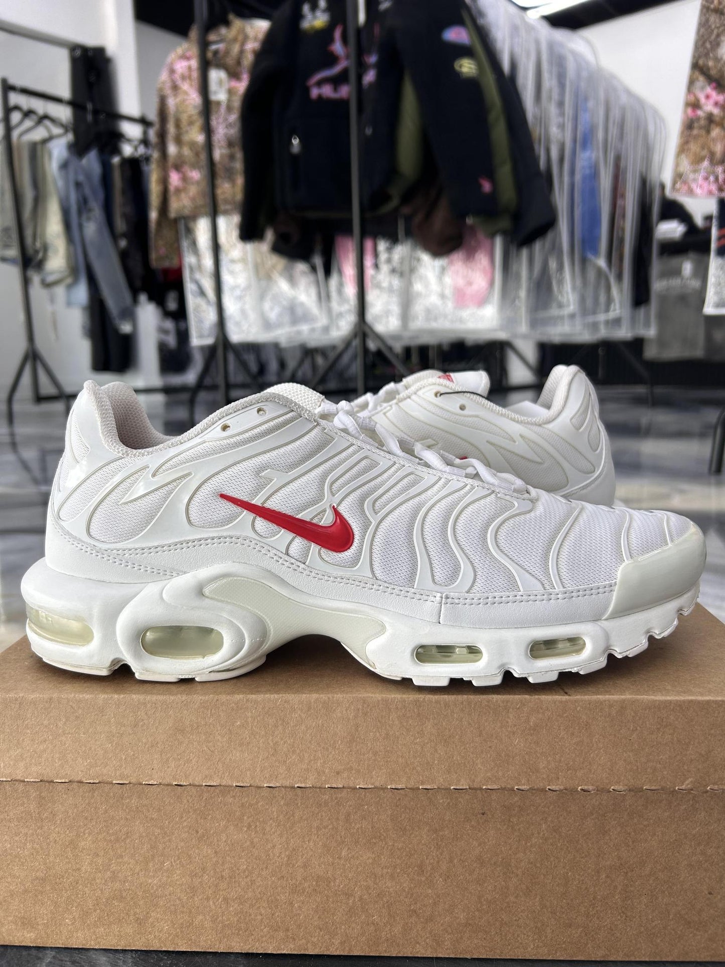 Nike Air Max Plus Supreme Used Size 12