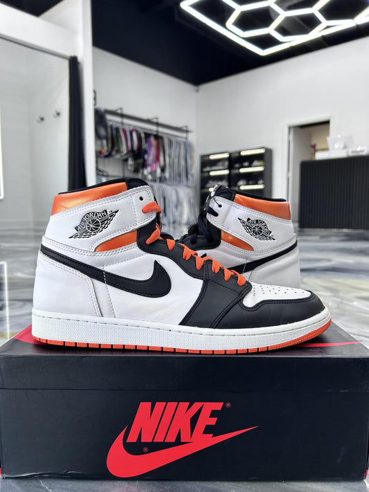 Jordan 1 "Electro Orange" Used Size 12